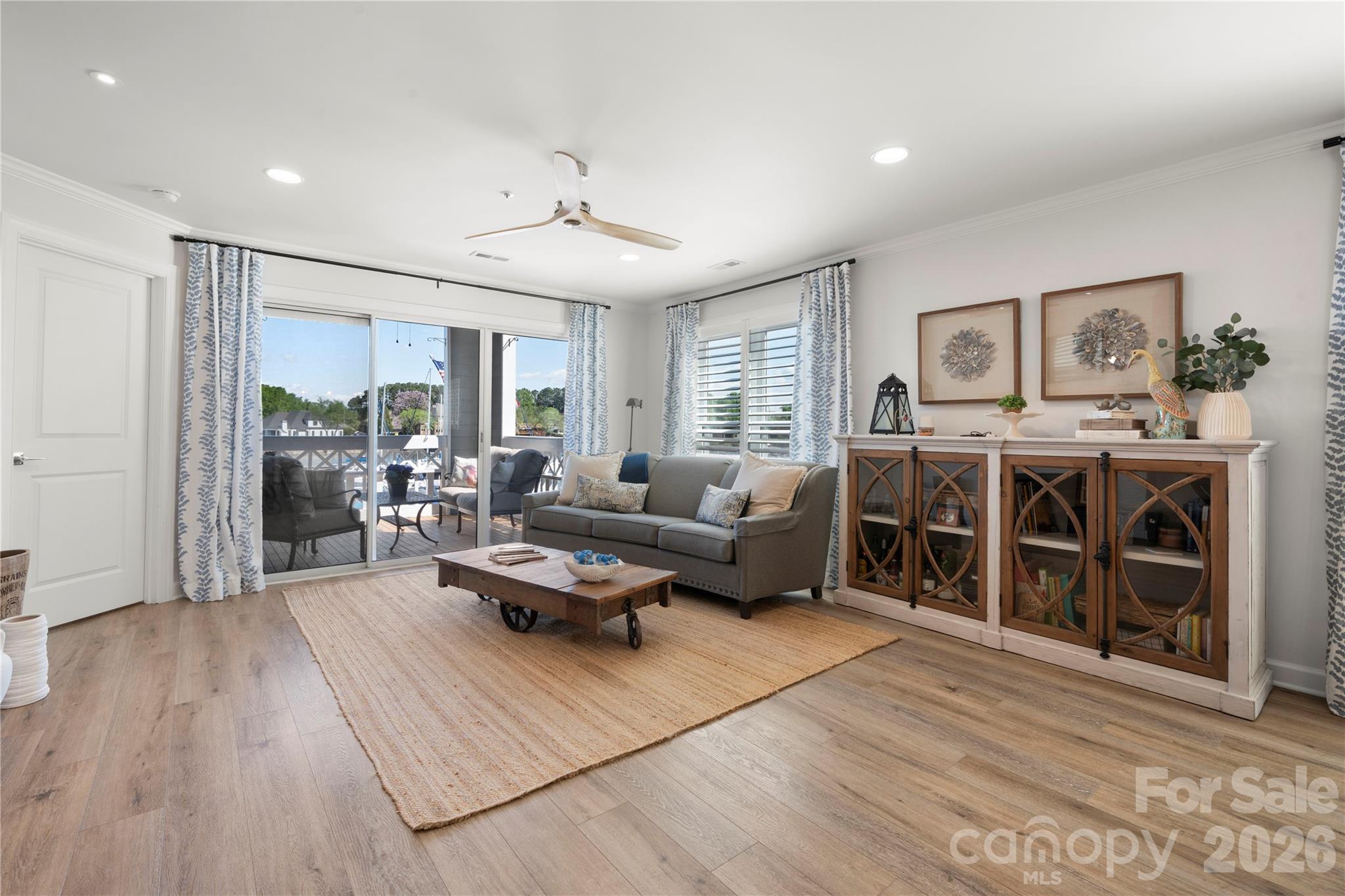 Vineyard Point - Residential