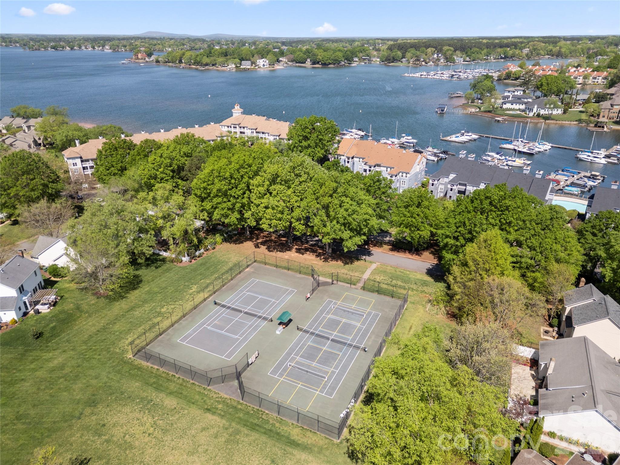 Vineyard Point - Residential