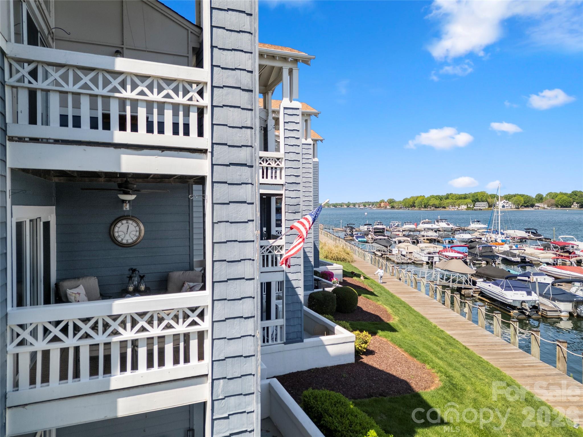 18679 Vineyard Point Lane