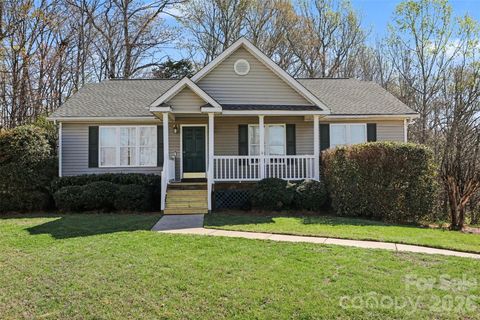 Photo of 109 Arden Court, Mount Holly, NC 28120 (MLS # 4353476)