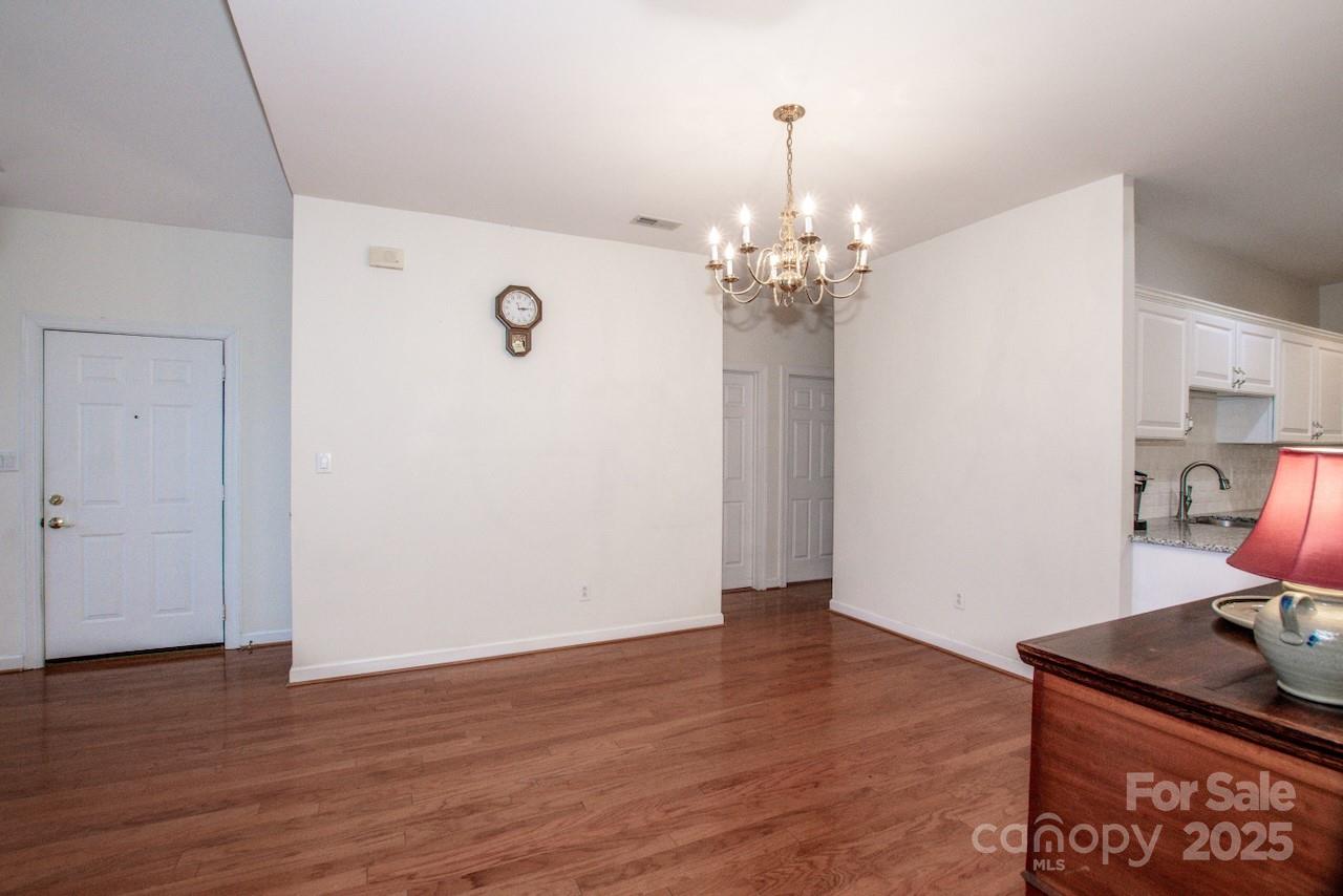 The Glen at Highland Creek - Residential