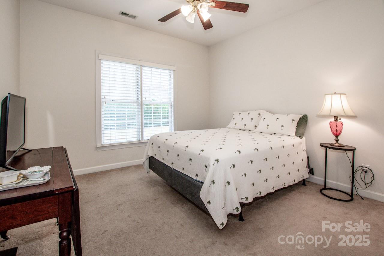 The Glen at Highland Creek - Residential