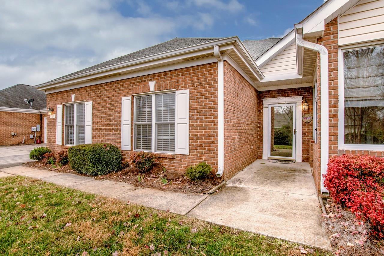 8320 Highland Glen Drive