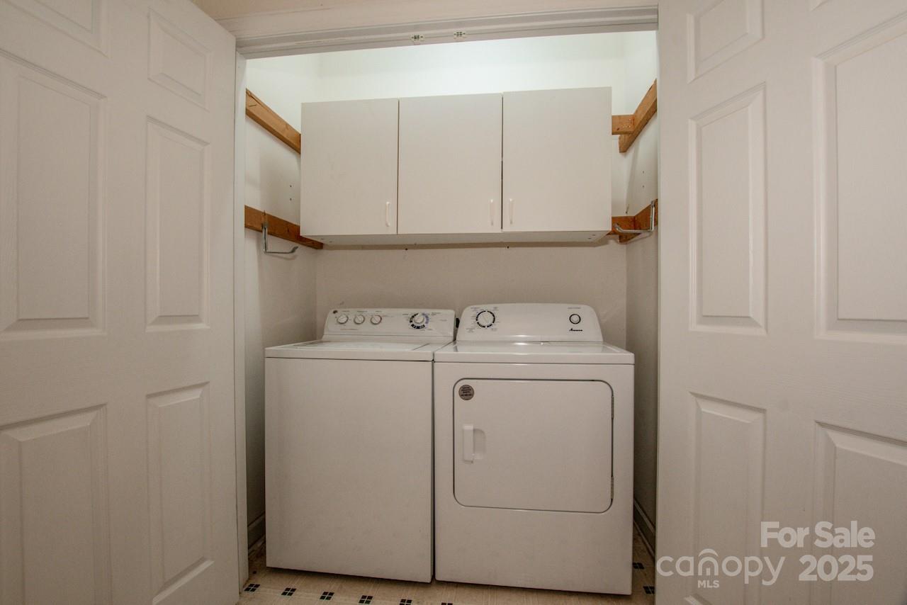 The Glen at Highland Creek - Residential