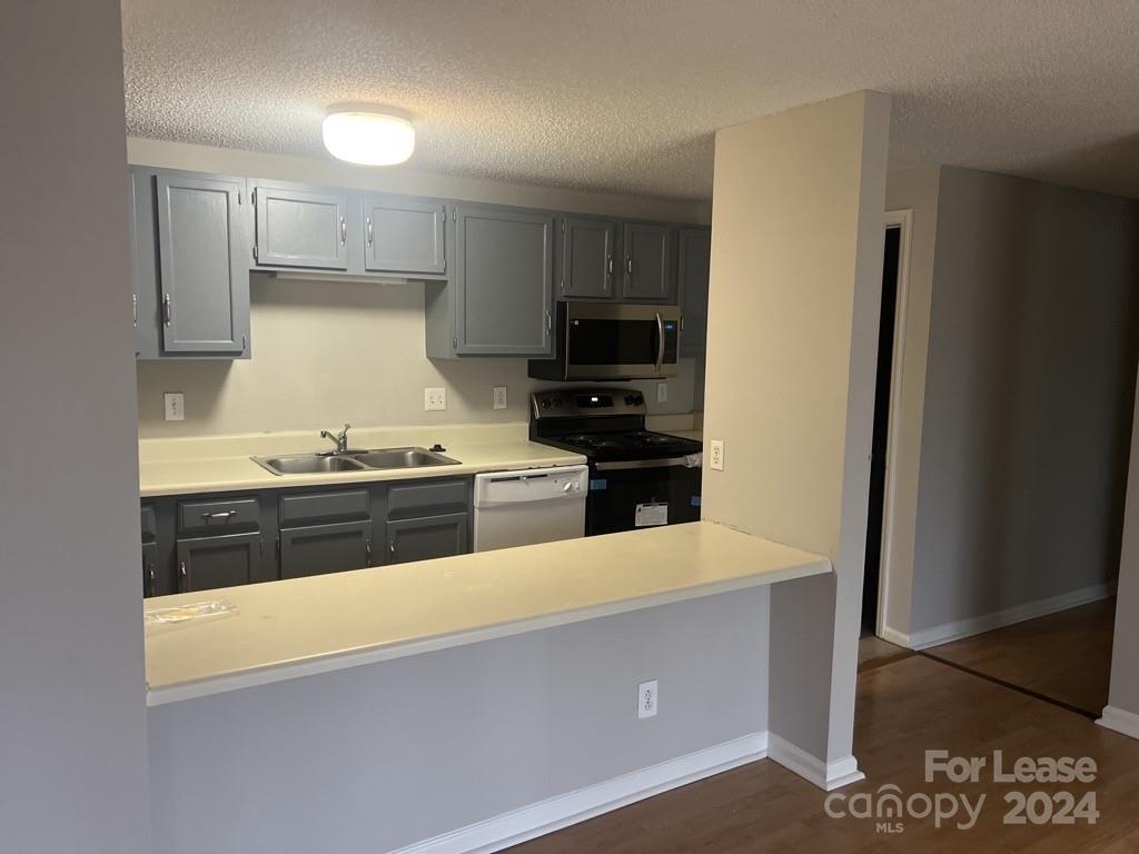 Shannon Green - Residential Lease