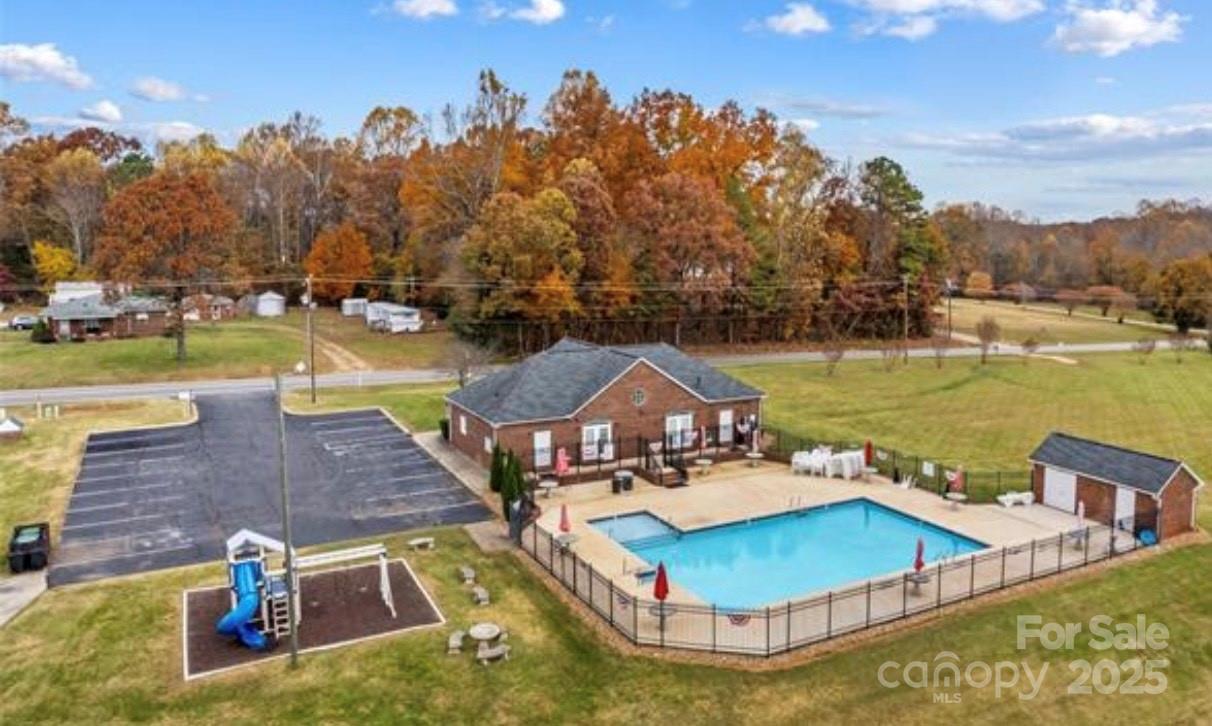 949 Cress School Road