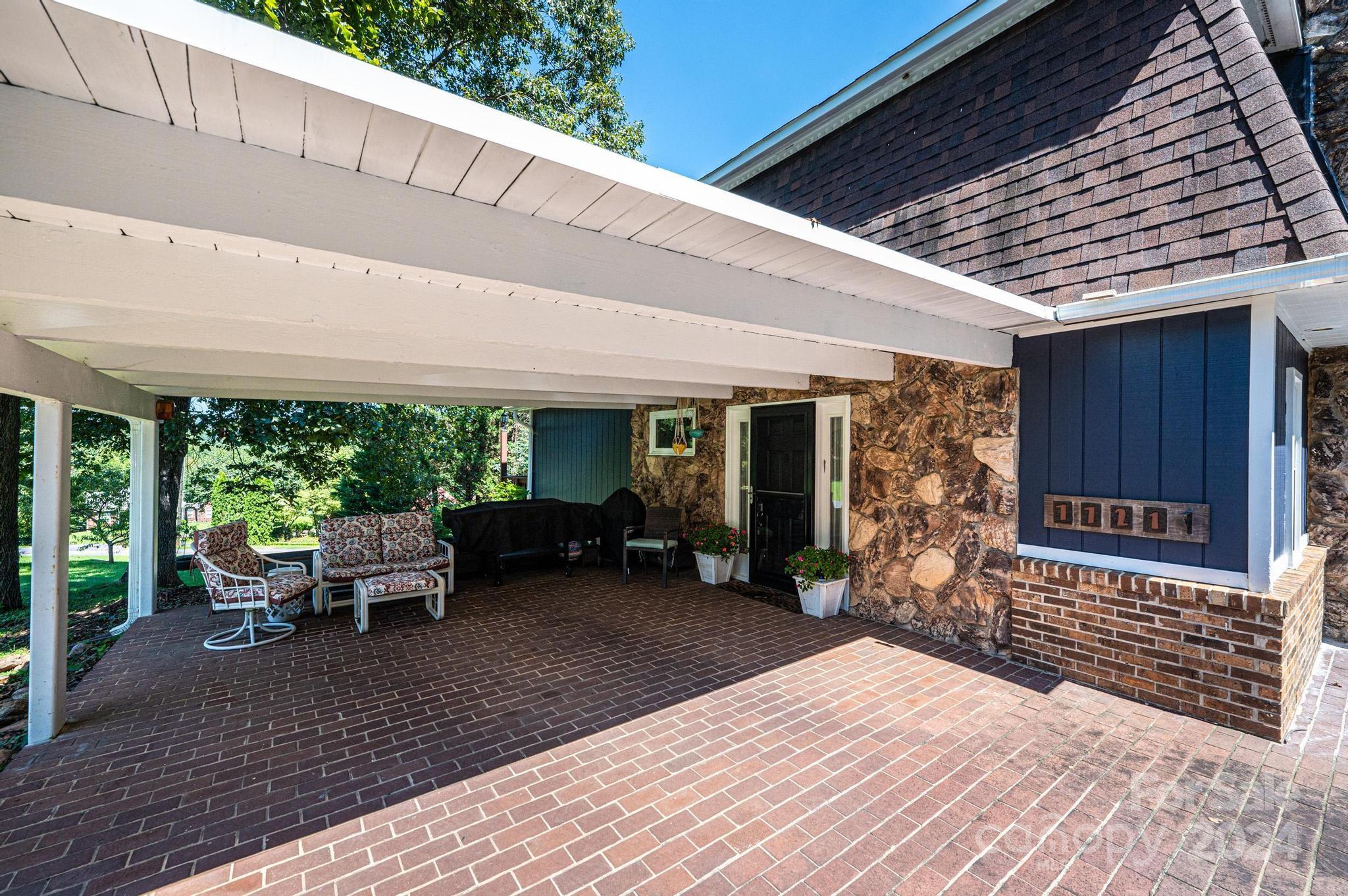 Woodland Hills - Residential