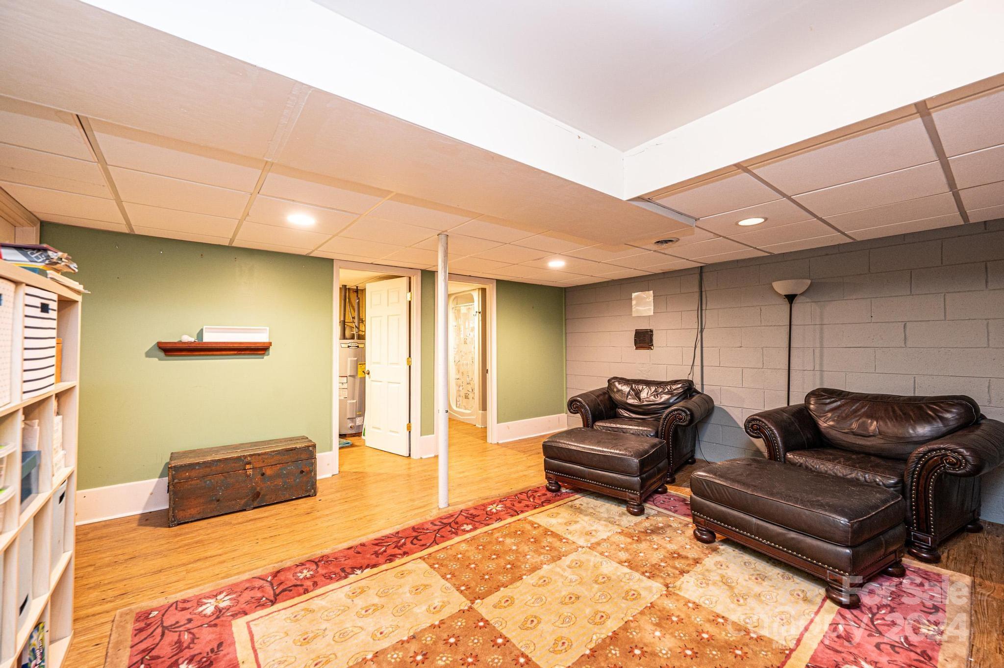 Woodland Hills - Residential