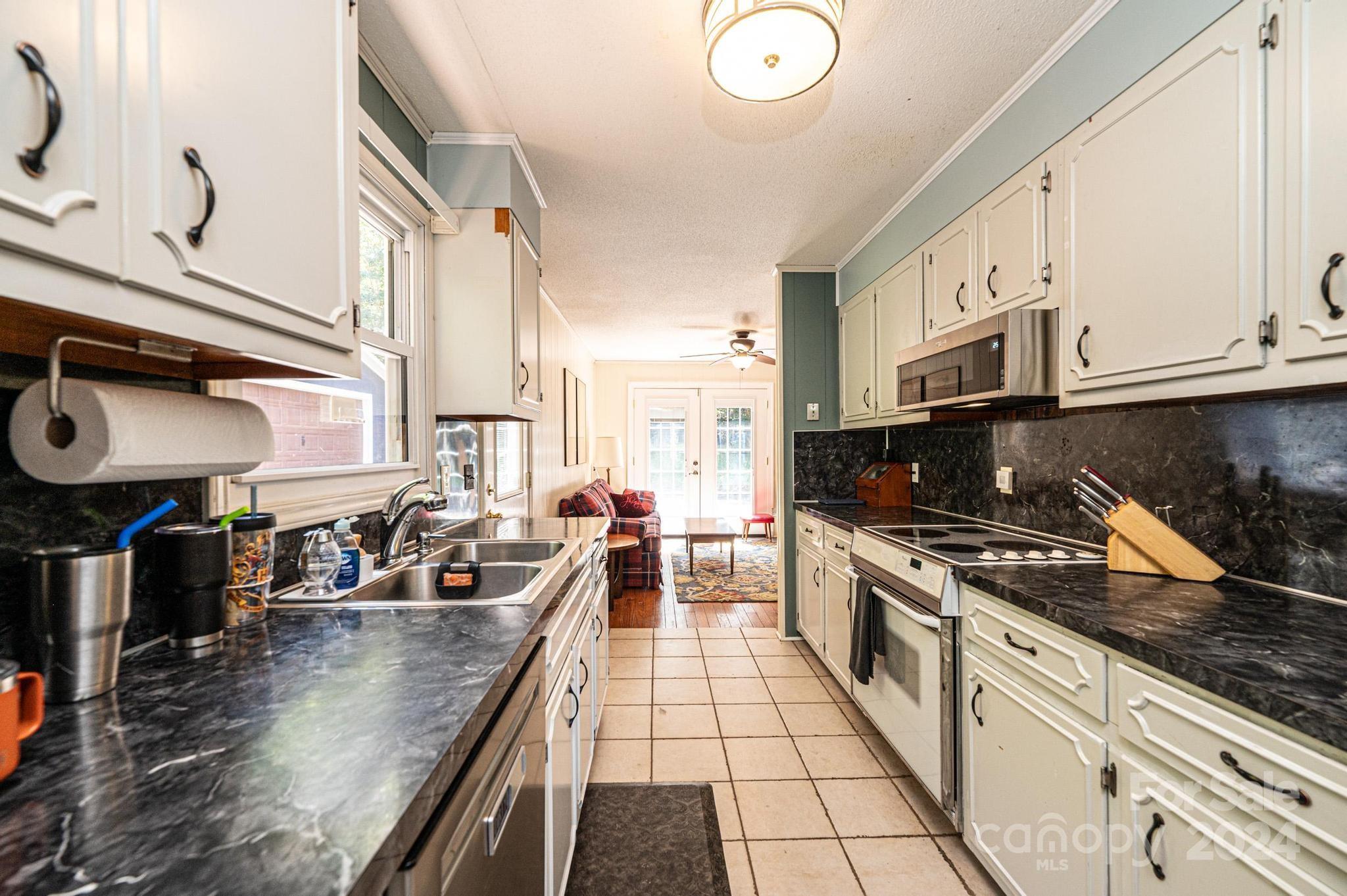 Woodland Hills - Residential