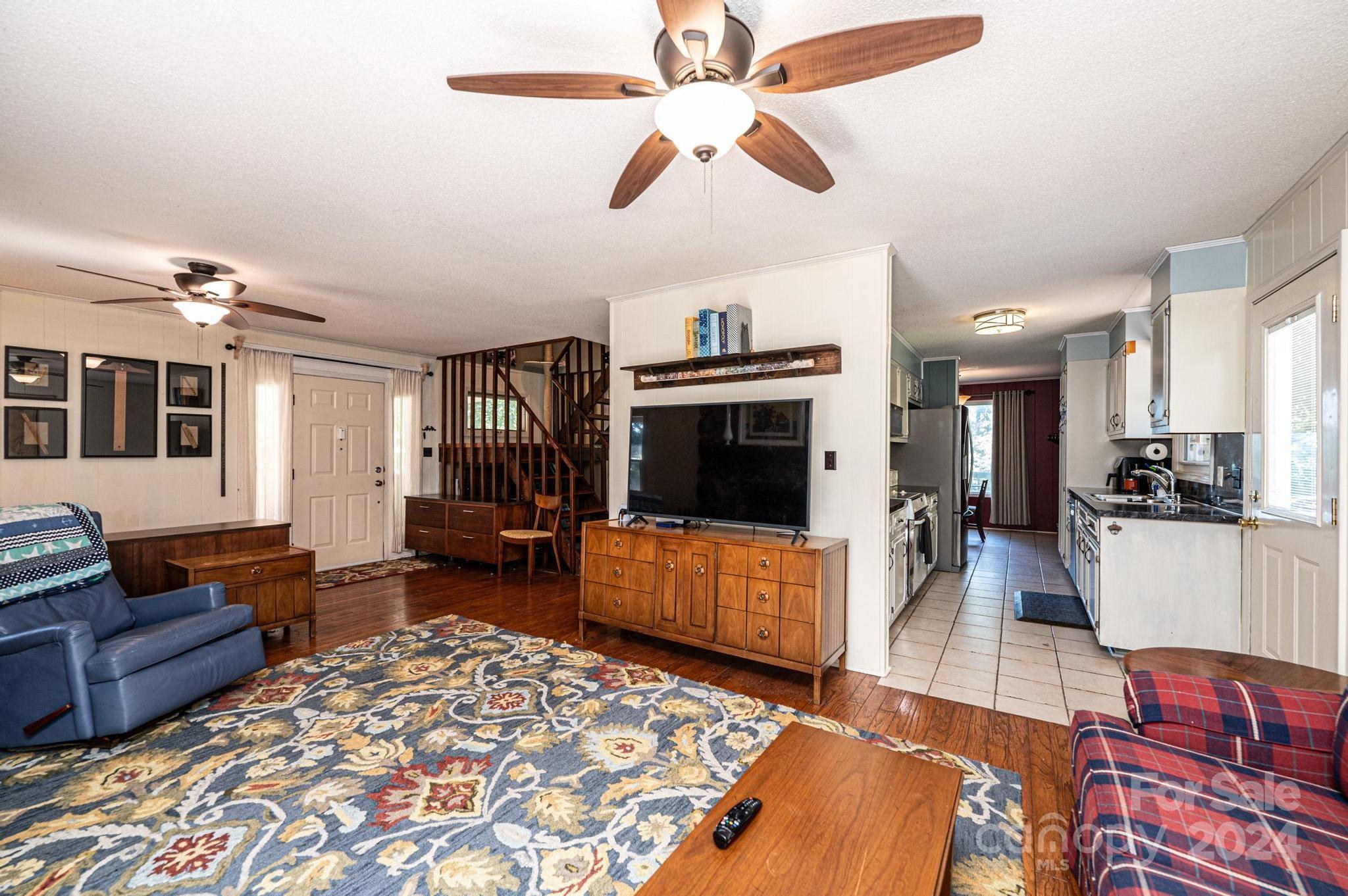 Woodland Hills - Residential
