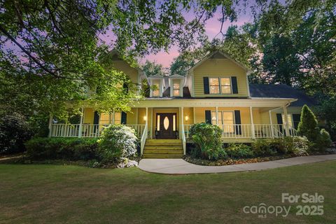 Photo of 9921 Hanging Moss Trail, Mint Hill, NC 28227 (MLS # 4293455)