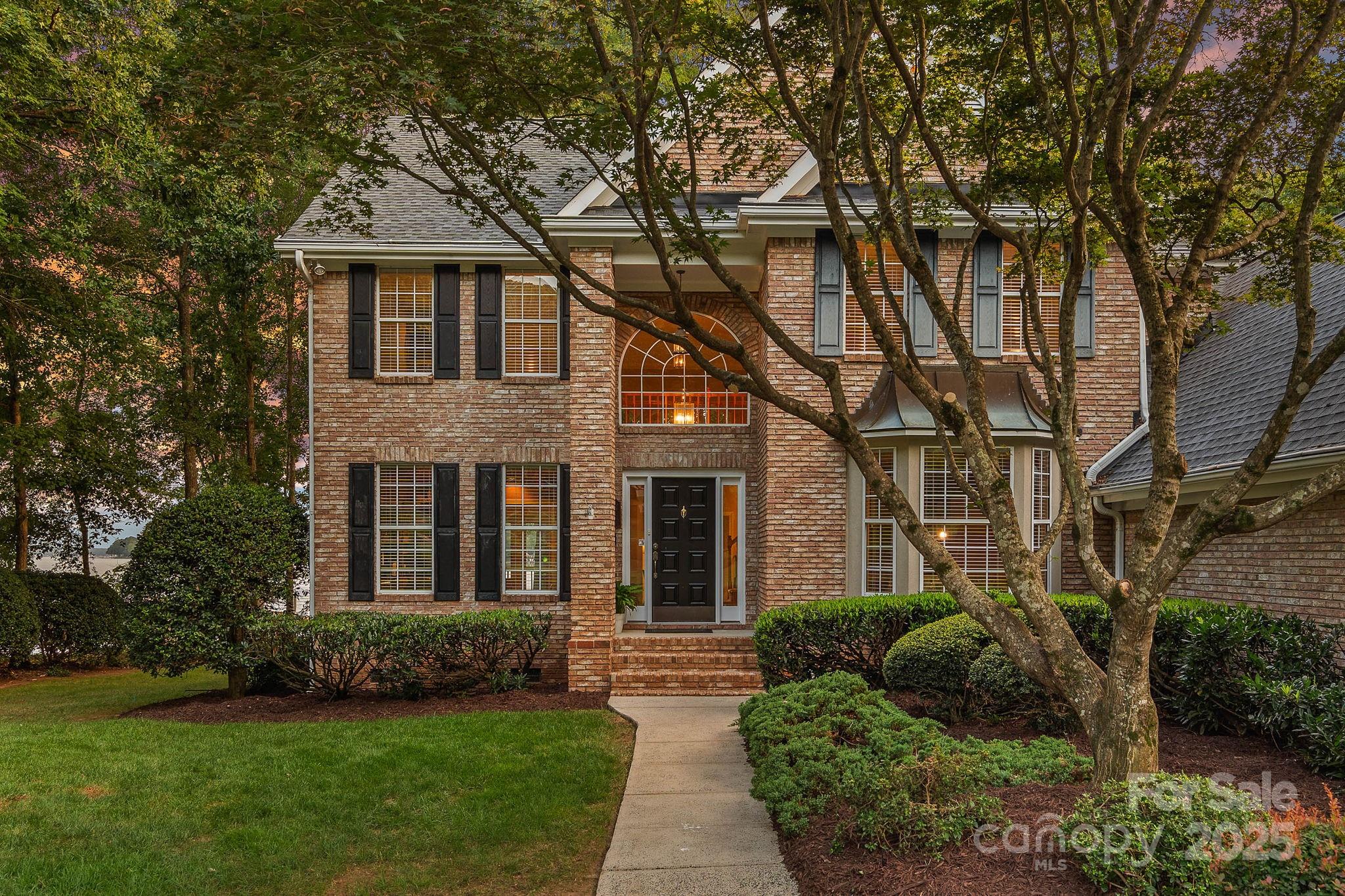 121 Harbor Shore Court
