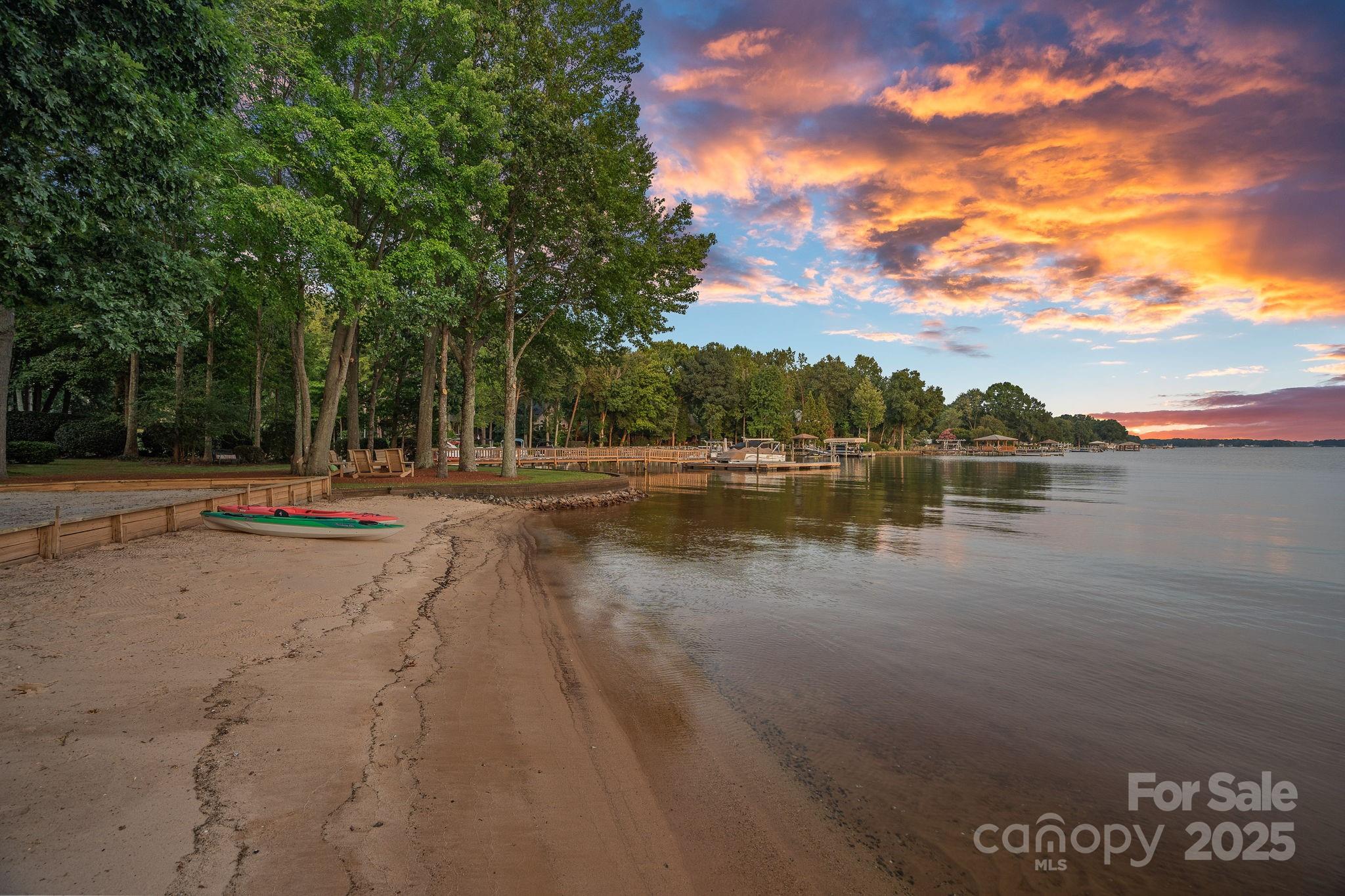 Pine Isle - Residential