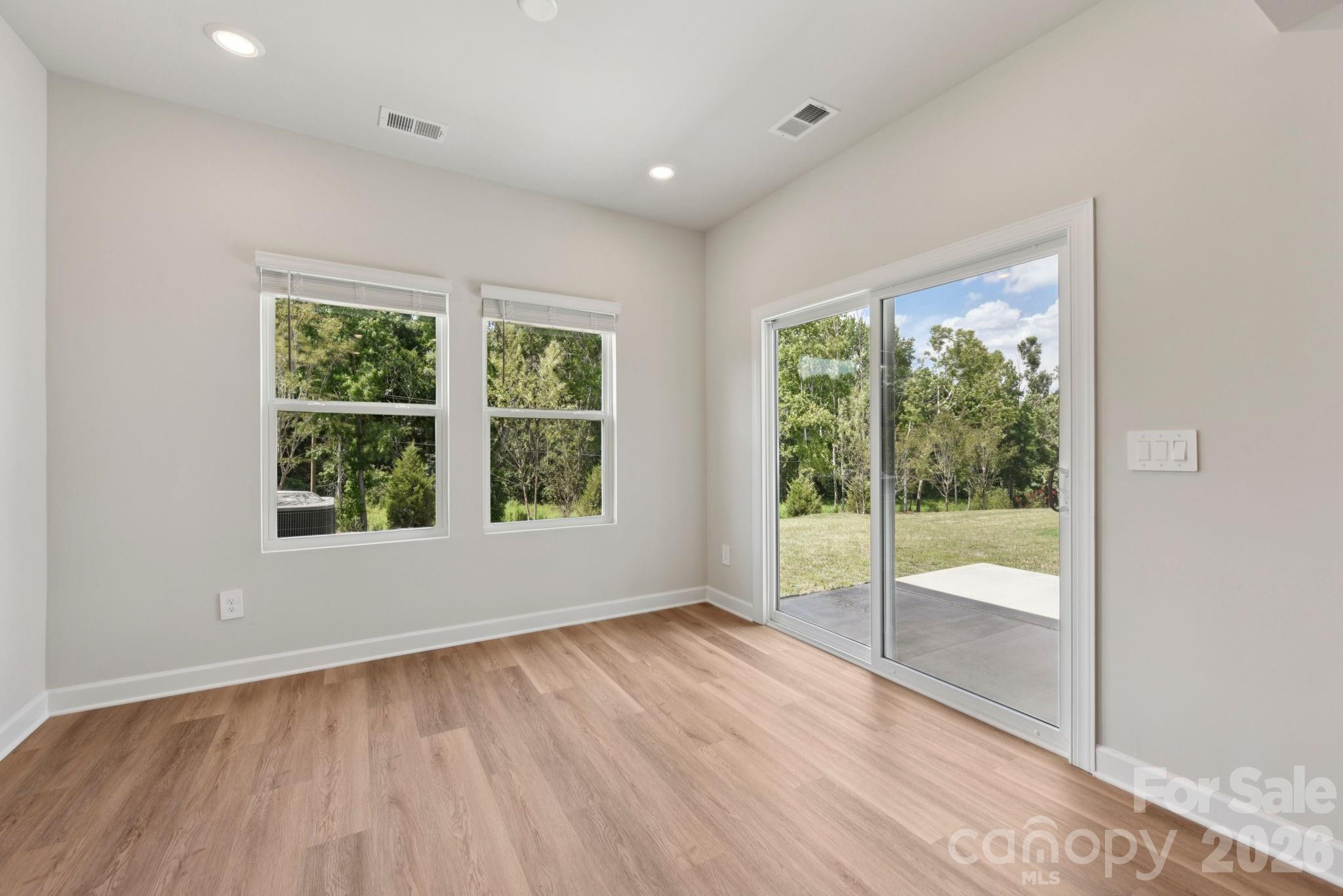 429 Luna Lane