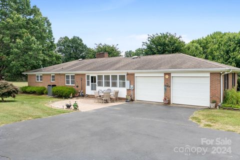 A home in Huntersville