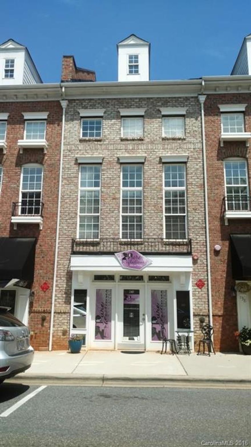 CURRENTLY AN UPSCALE HAIR SALON in DESIRABLE MORRISON PLANTATION!!

PERFECT FOR Retail Store/Office/Salon ~ Fantastic Area!!  Available July 1, 2016.

Extremely desirable space for rent. Many uses possible. Great visibility and exposure. Awesome LAKE NORMAN location at the intersection of 2 of the busiest roads in Mooresville, Brawley School Road & Williamson Road. Morrison Plantation is the gateway to a 9 mile stretch of Lakeshore developments on gorgeous Lake Norman including the POINT!