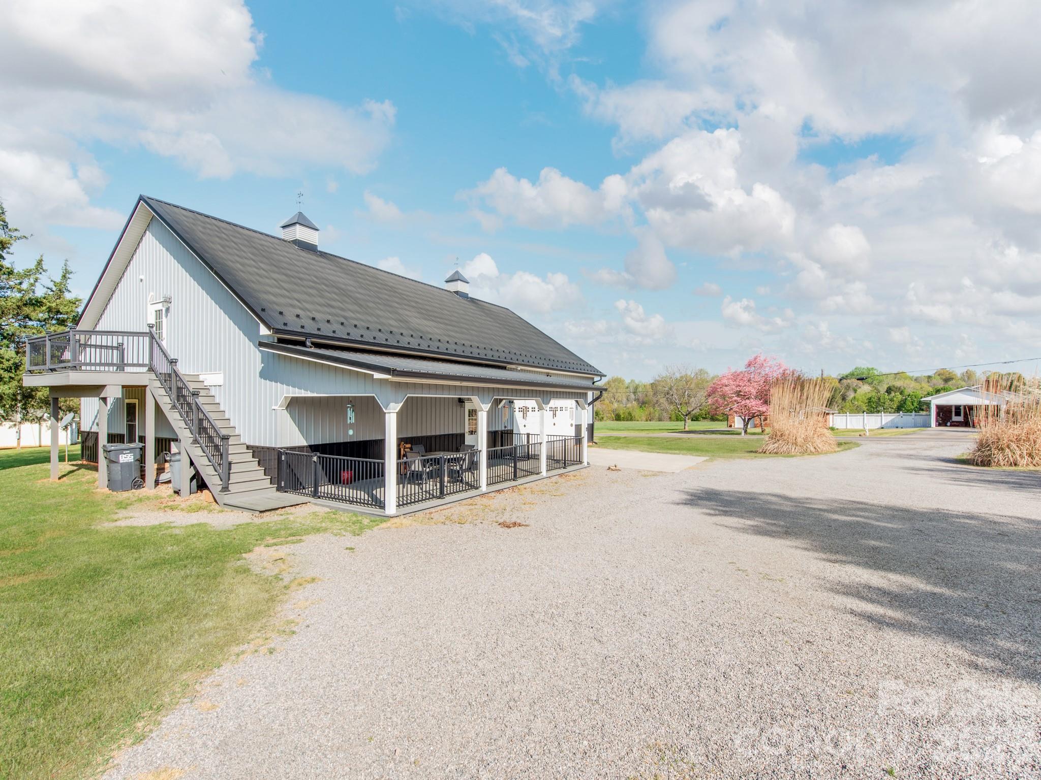 528 Johnson Dairy Road