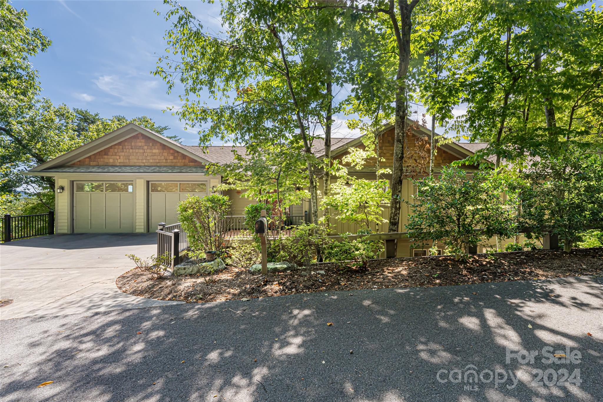 The Ridge at Black Mtn Estates - Residential