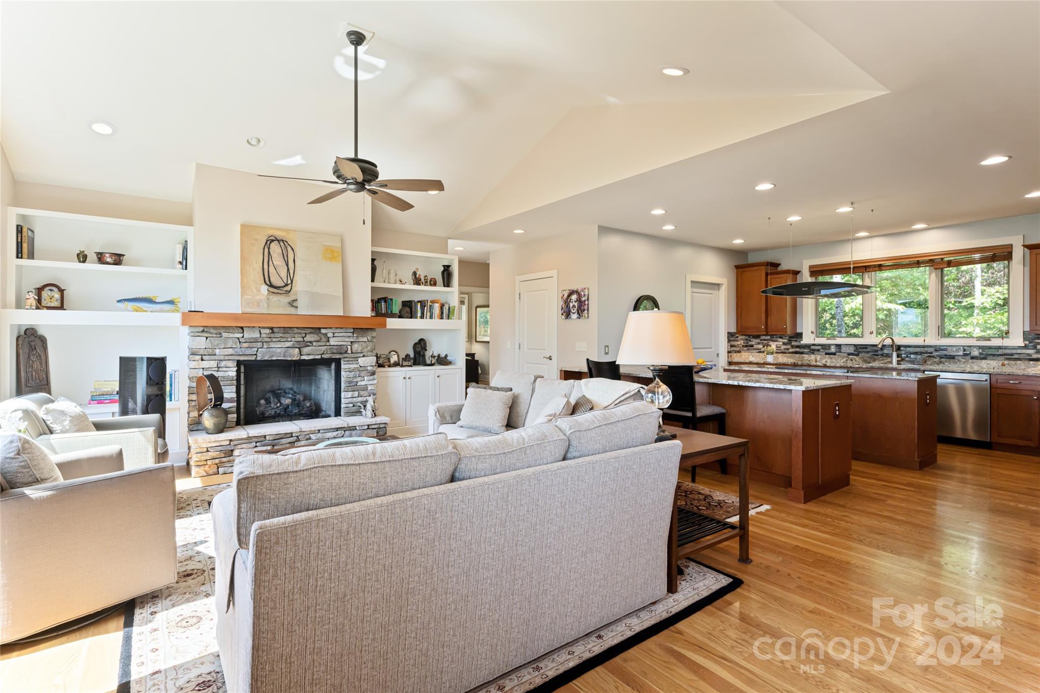 The Ridge at Black Mtn Estates - Residential