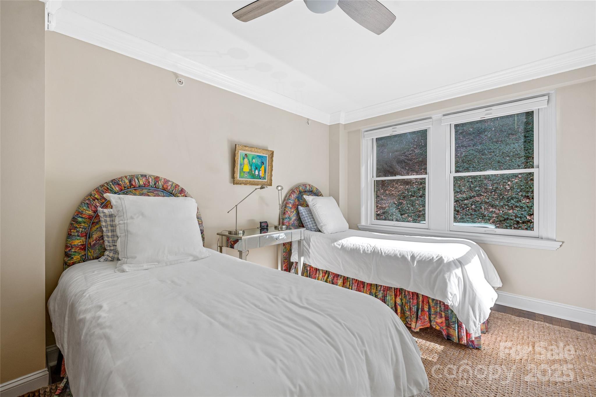 Longchamps Condos - Residential