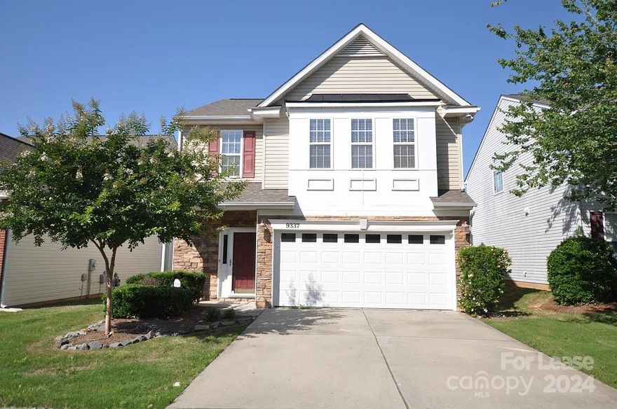 Welcome home to your beautiful 2 story home located in Ballantyne.  The main level kitchen opens to the breakfast area and family room. Spacious living area perfect for entertaining. Two generous sized bedrooms, one with built in desk. The primary bedroom has dual sinks, huge garden tub, separate shower and walk in closets. 2 car attached garage. Just minutes away from Ballantyne shopping and restaurants.