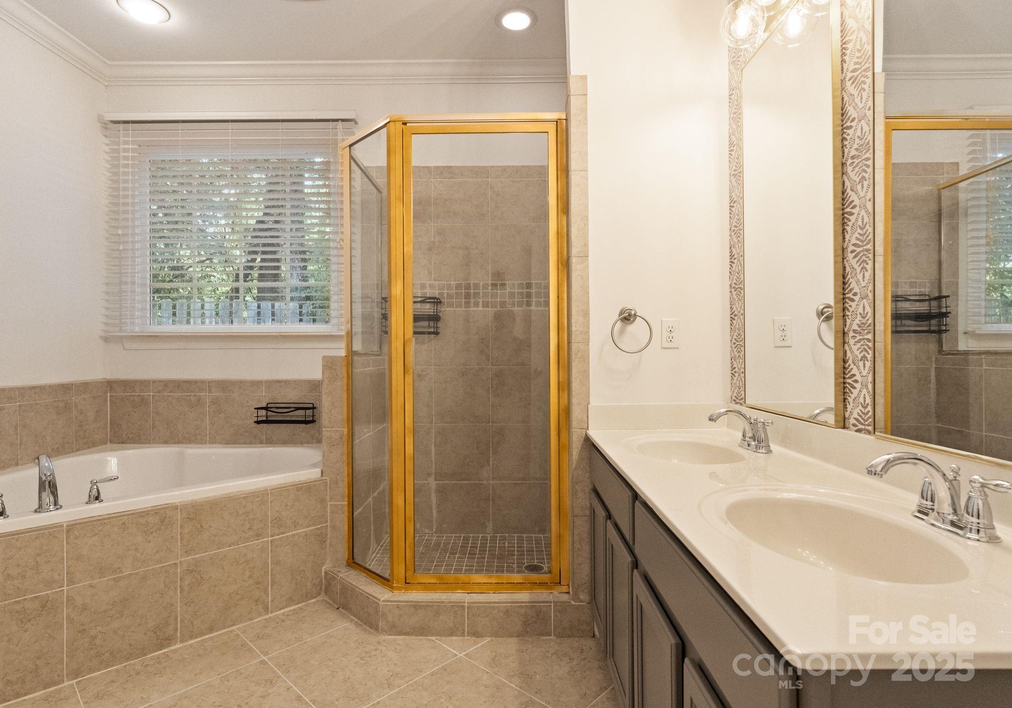 Harrogate At The Lake - Residential