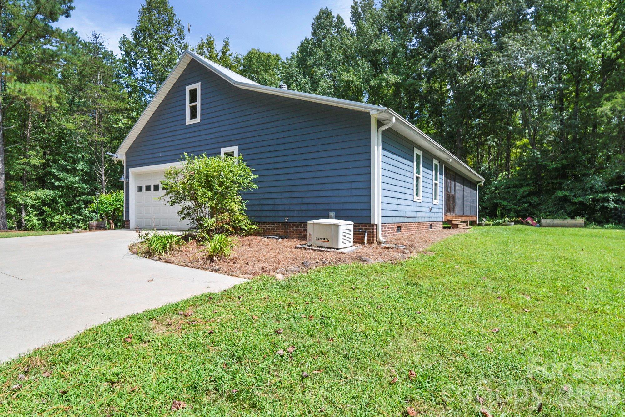 635 Rhododendron Drive