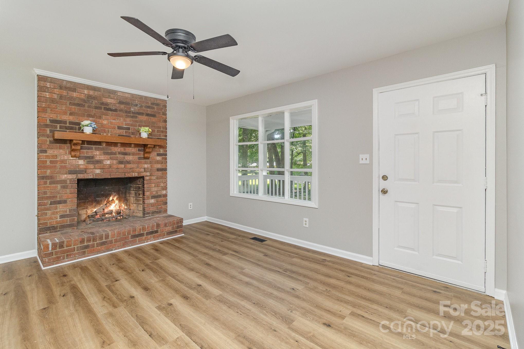 1118 Brookwood Drive