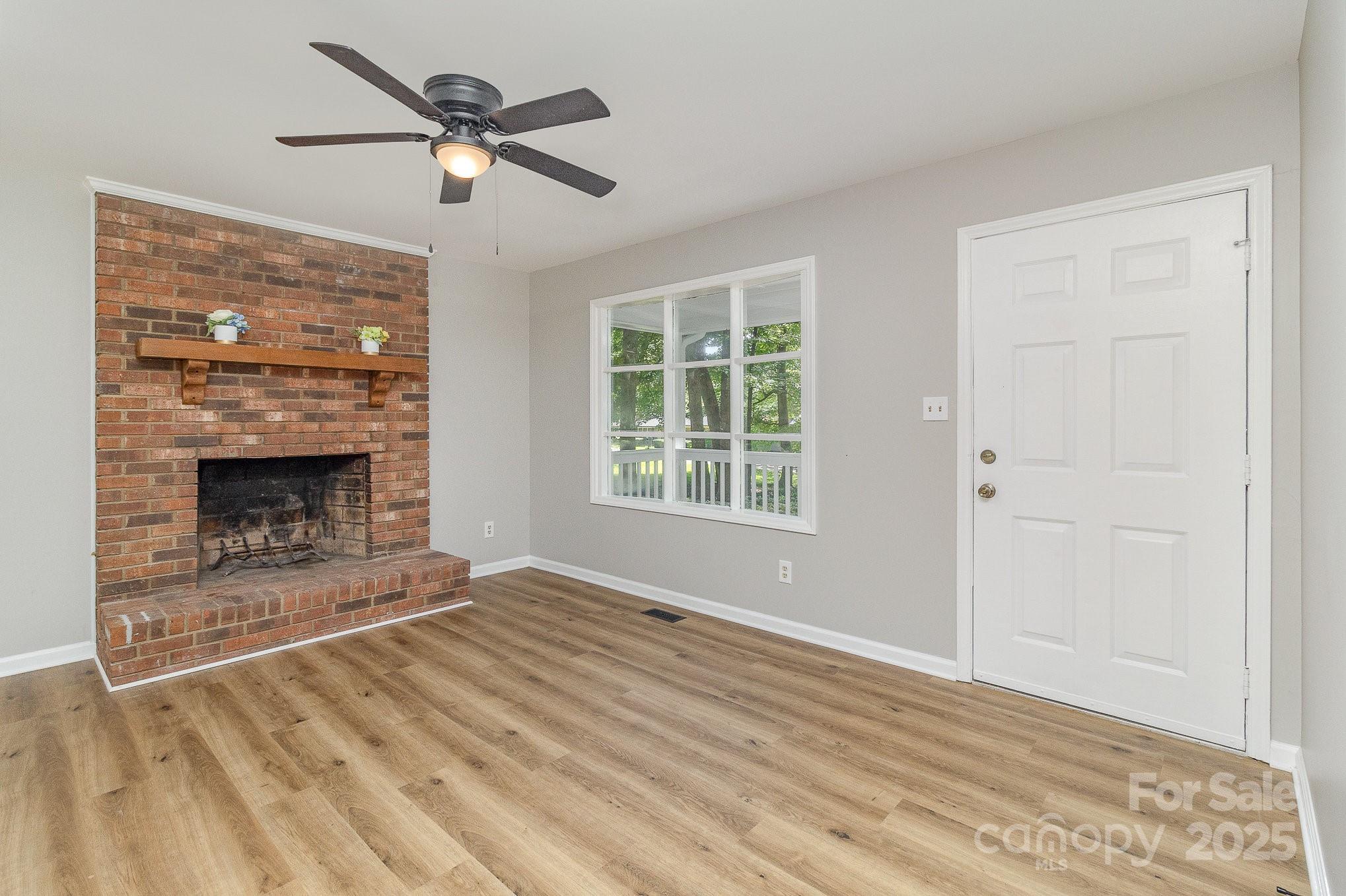 1118 Brookwood Drive