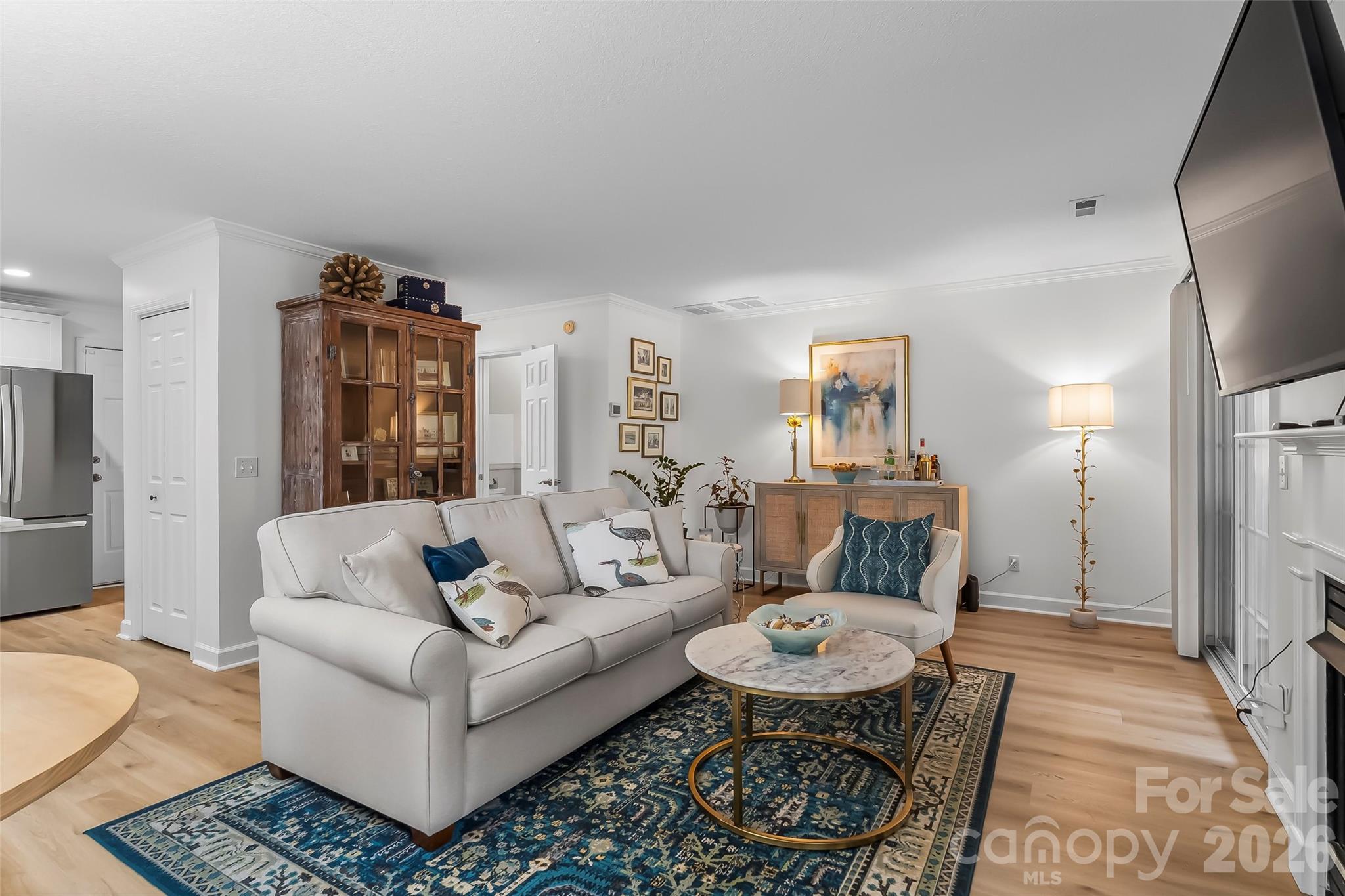 19 Willowick Drive