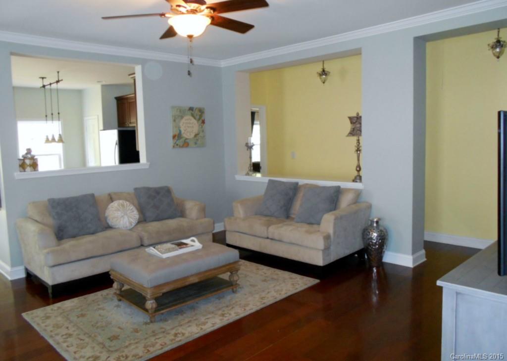 English Trails - Residential