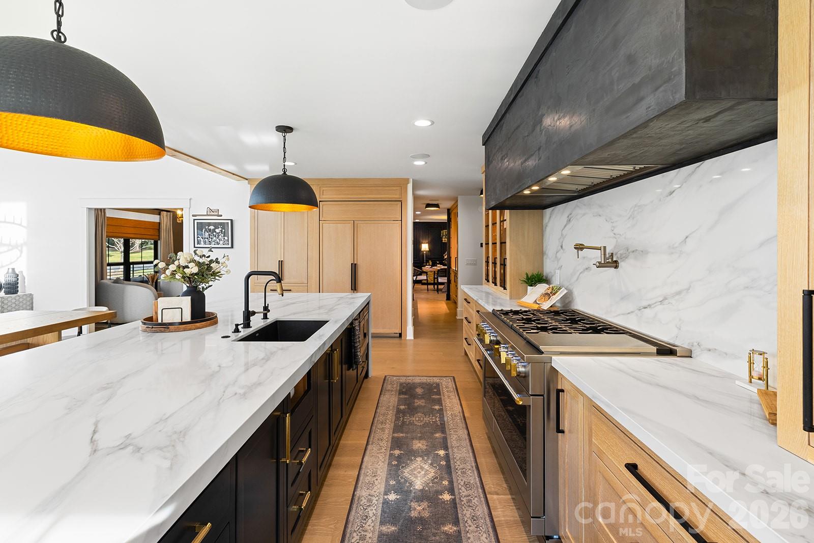 3207 Broadfield Road