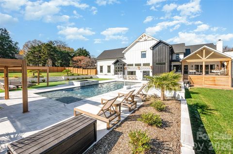 3207 Broadfield Road Charlotte NC 28226