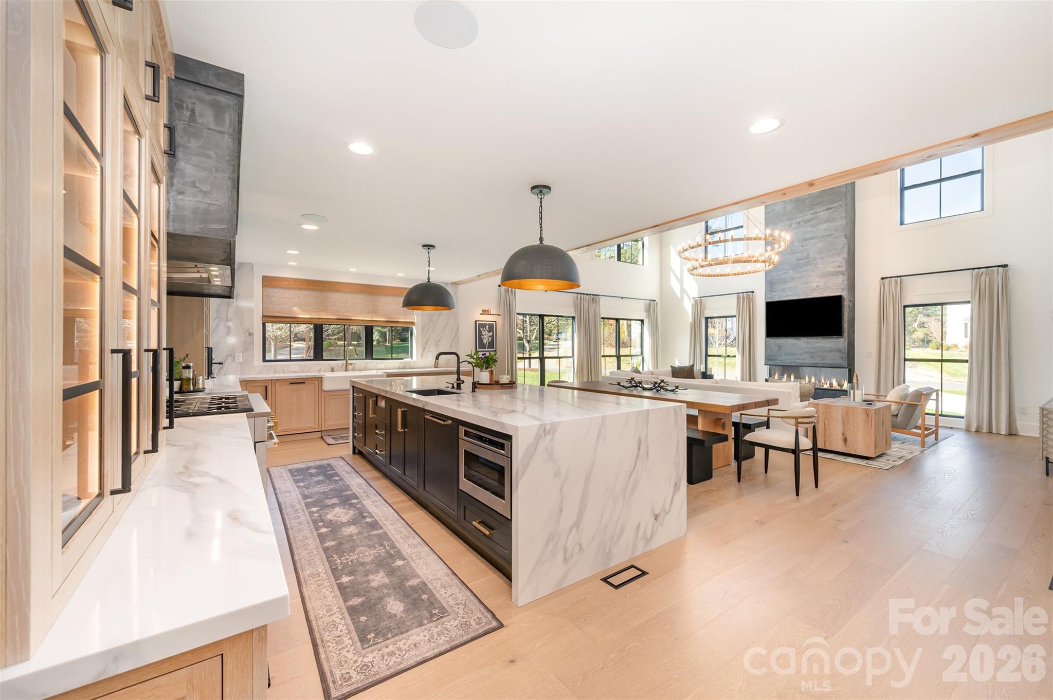 3207 Broadfield Road