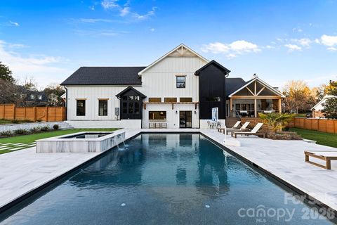 3207 Broadfield Road Charlotte NC 28226