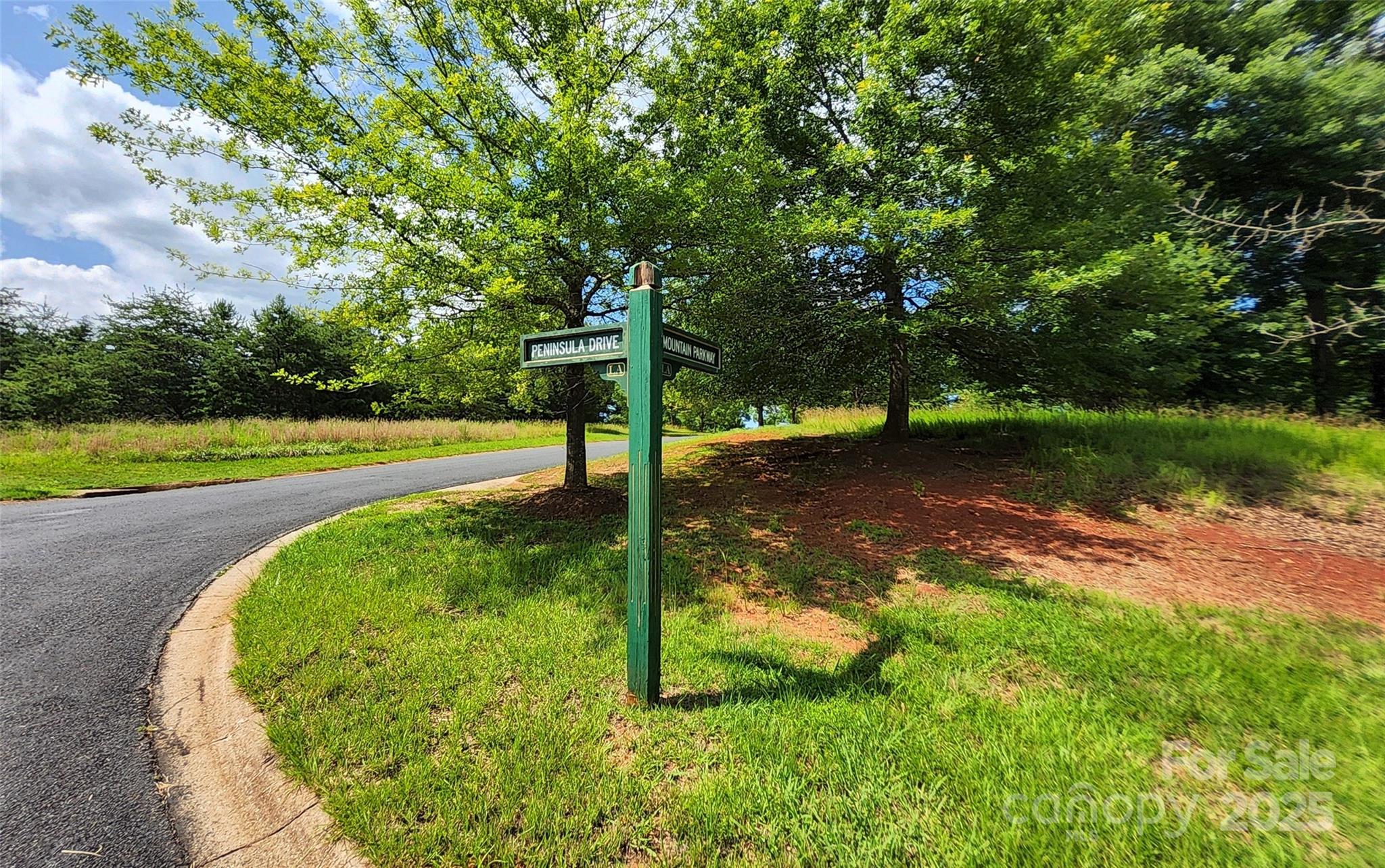 00 Mountain Parkway 52
