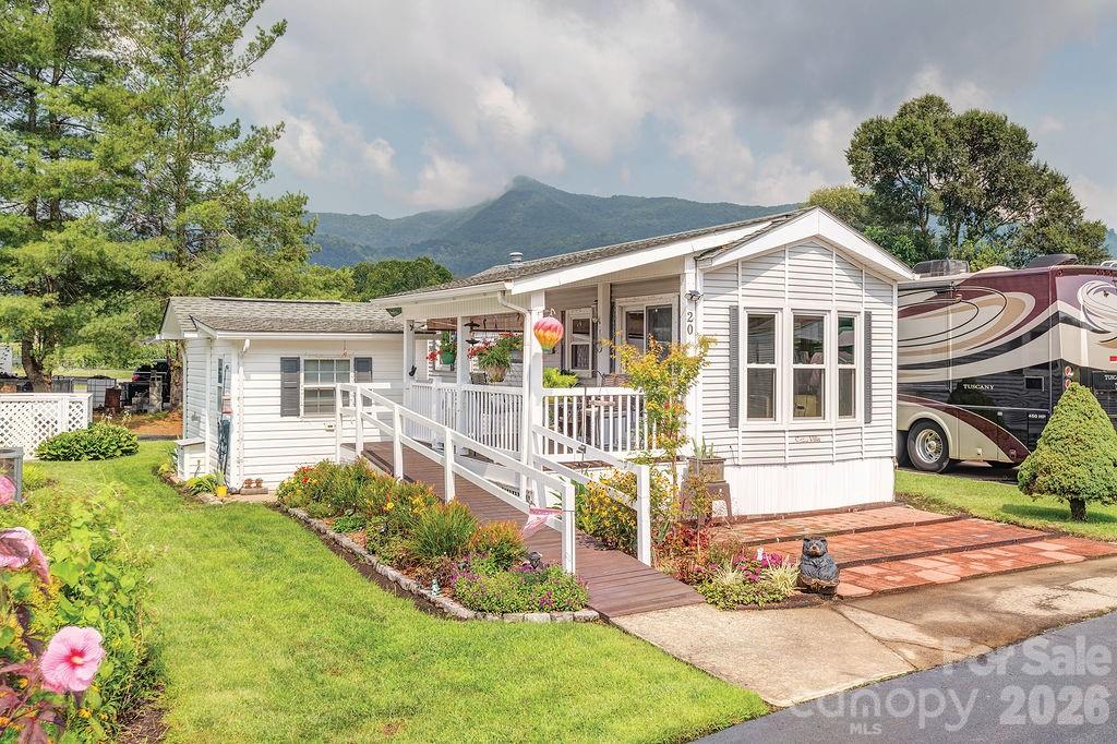 20 Strollers Lane, Waynesville, NC, 28785