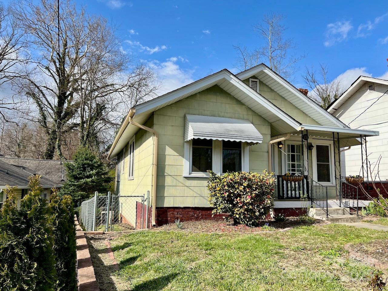 132 Woodrow Avenue