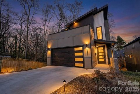 Photo of 4321 Raney Way, Charlotte, NC 28205 (MLS # 4336331)