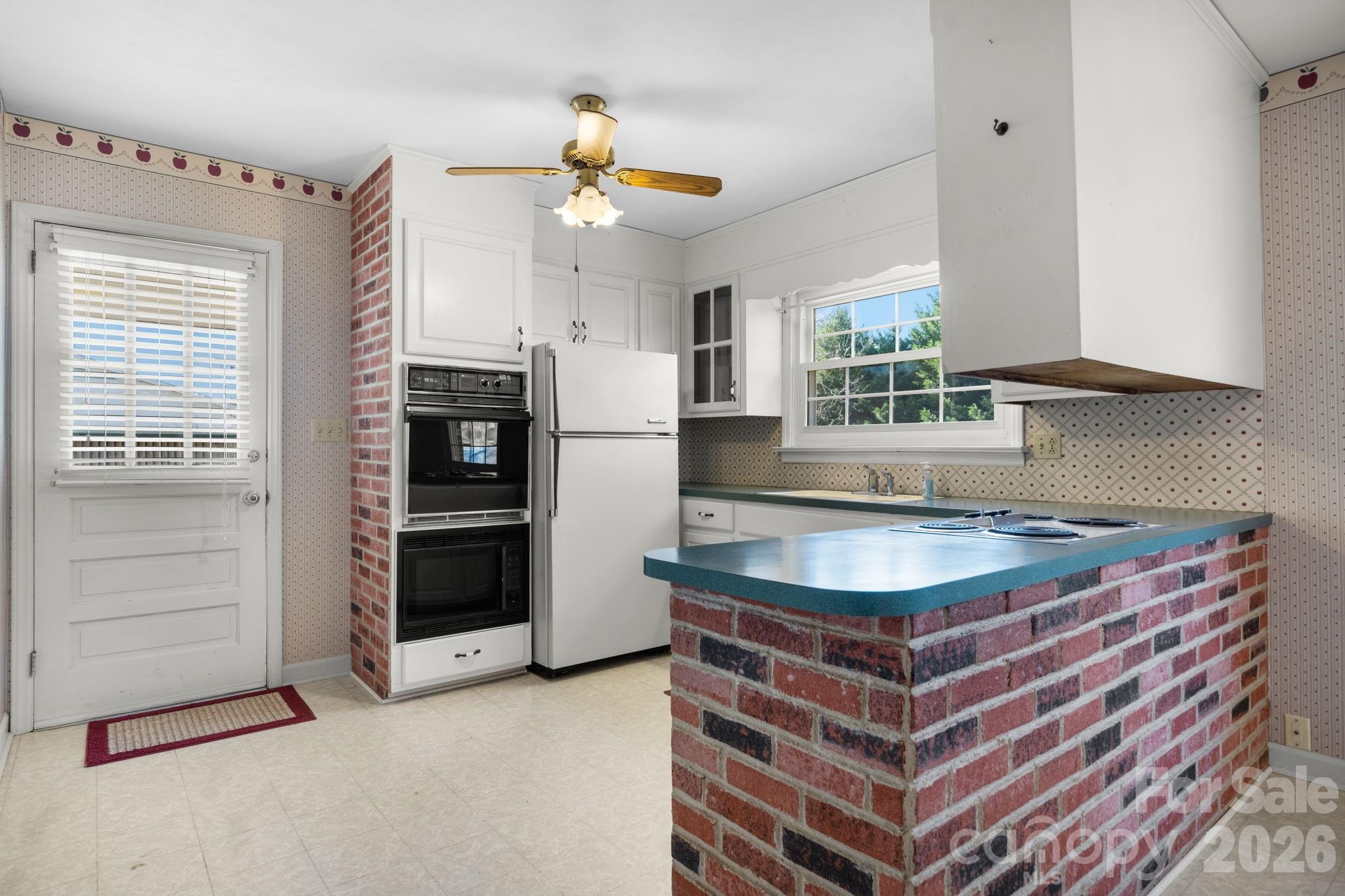 1306 Delwood Drive SW