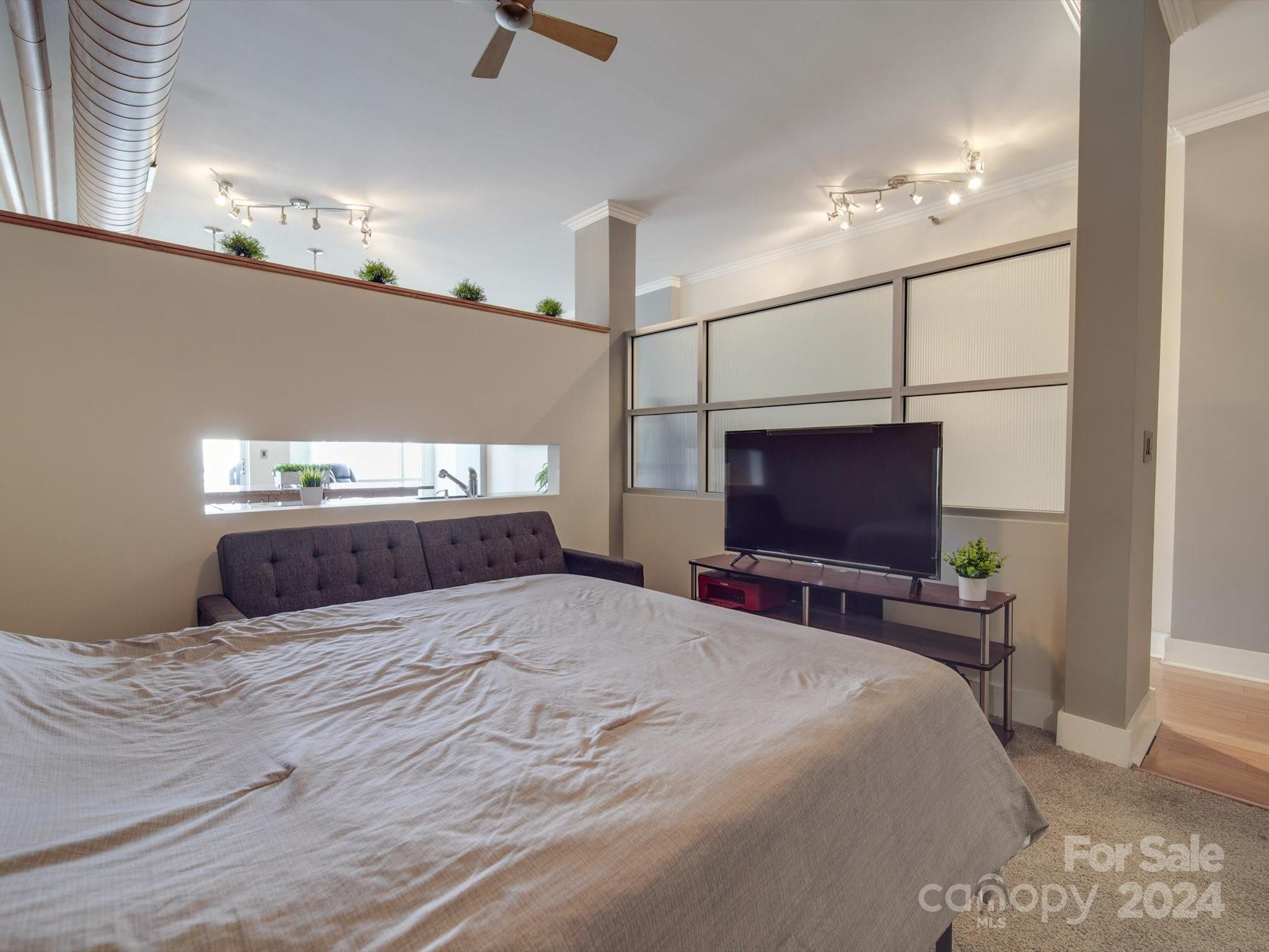 Courtside - Residential