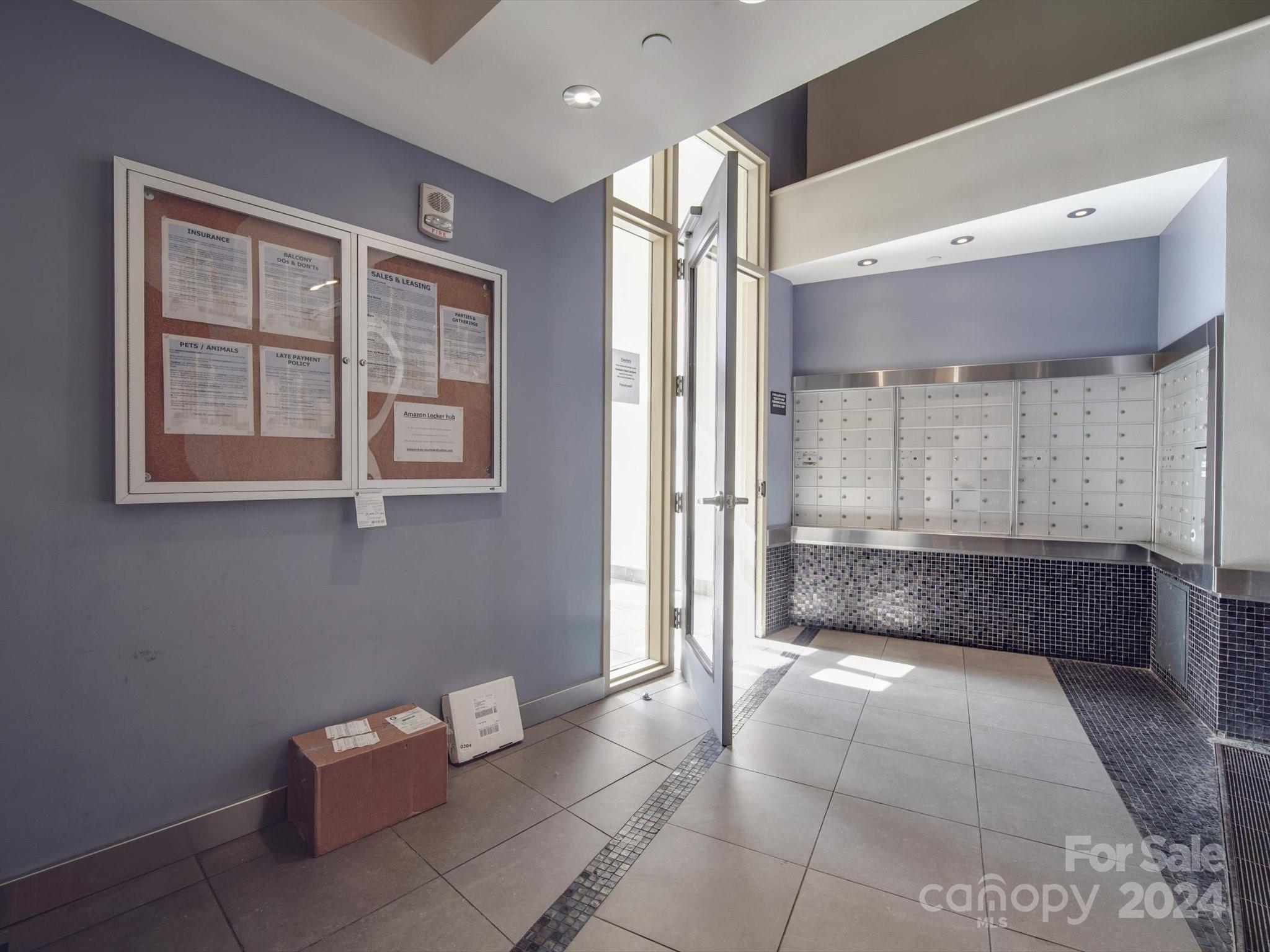 Courtside - Residential