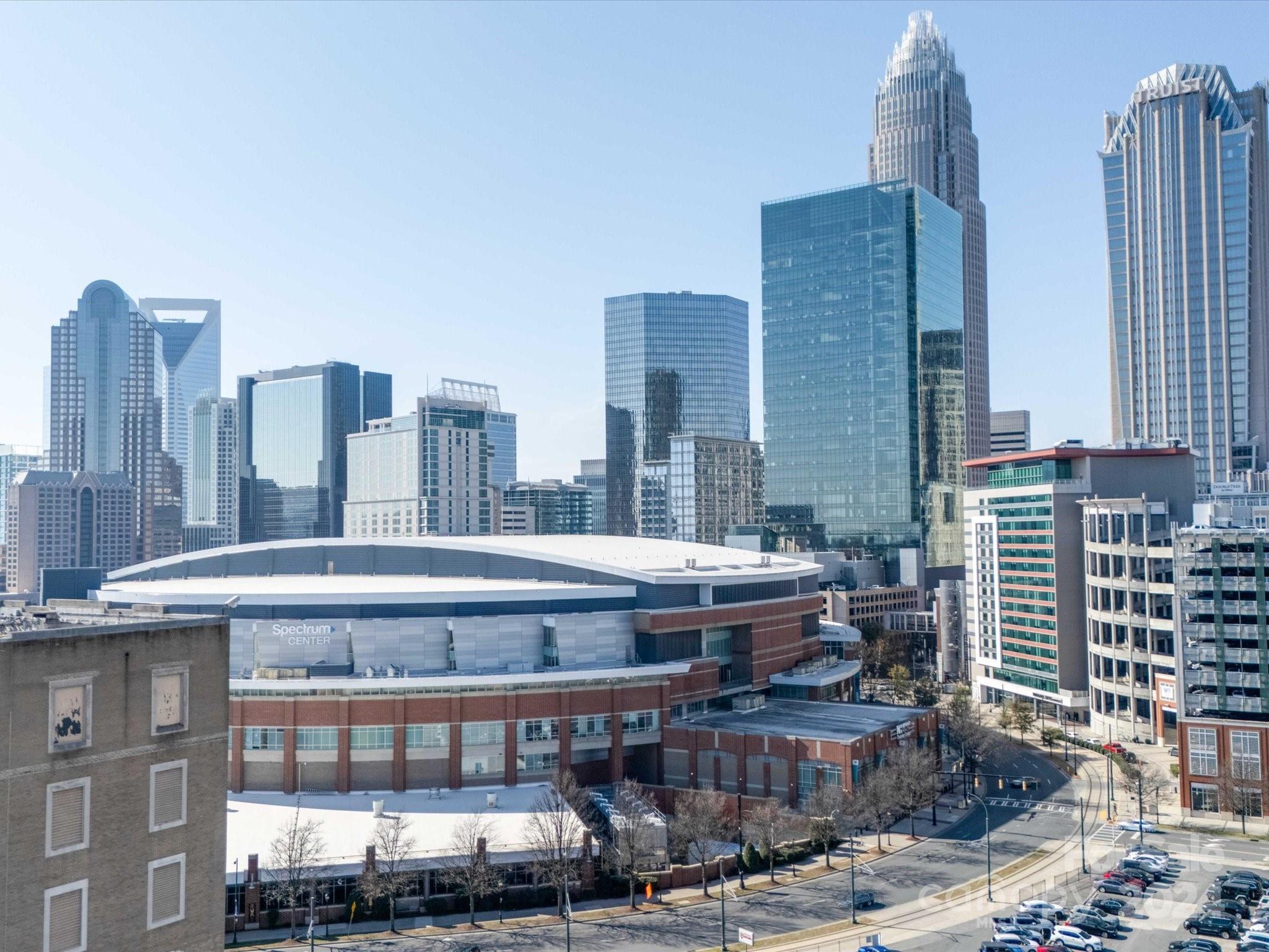 Courtside - Residential