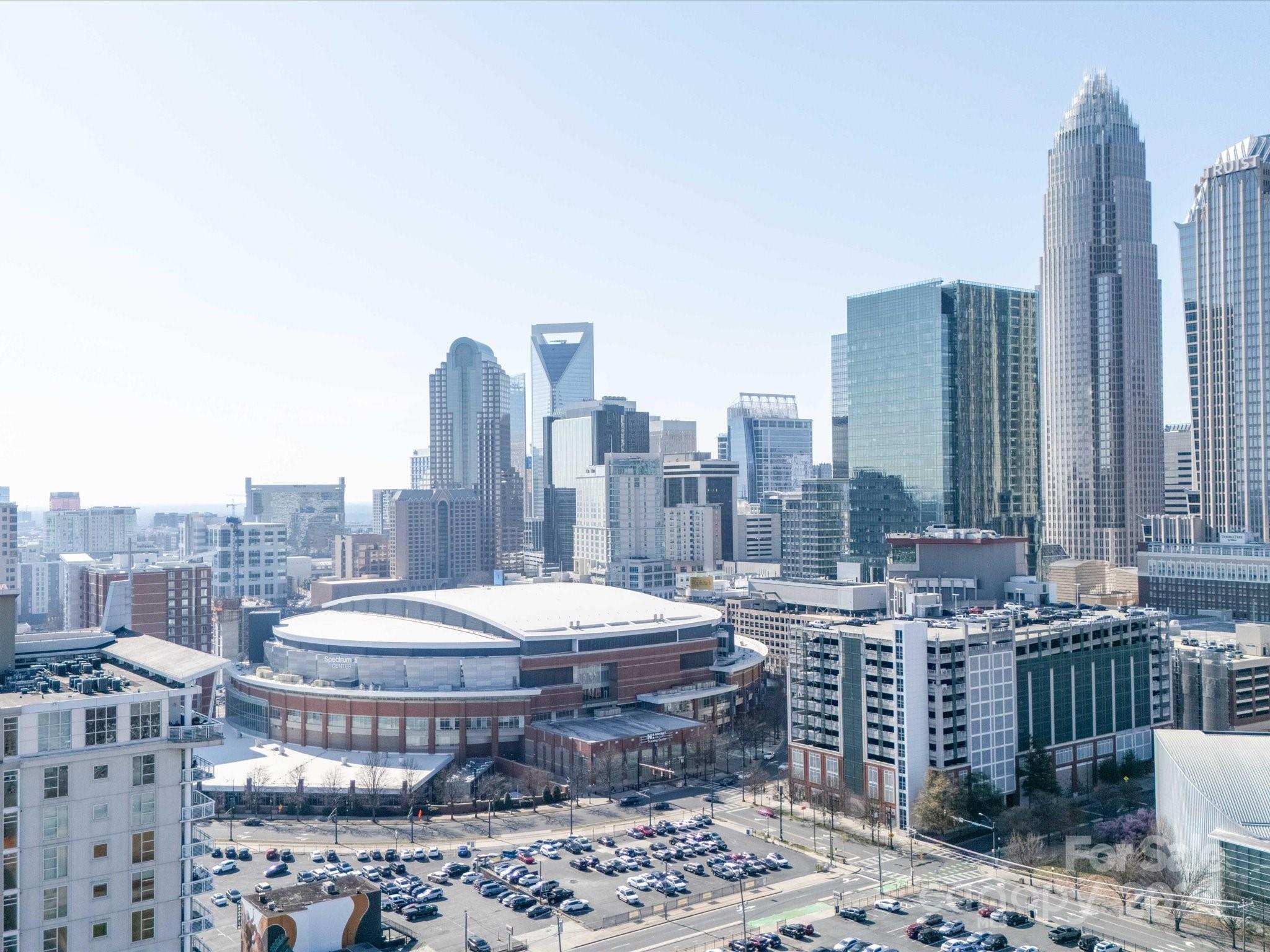 Courtside - Residential