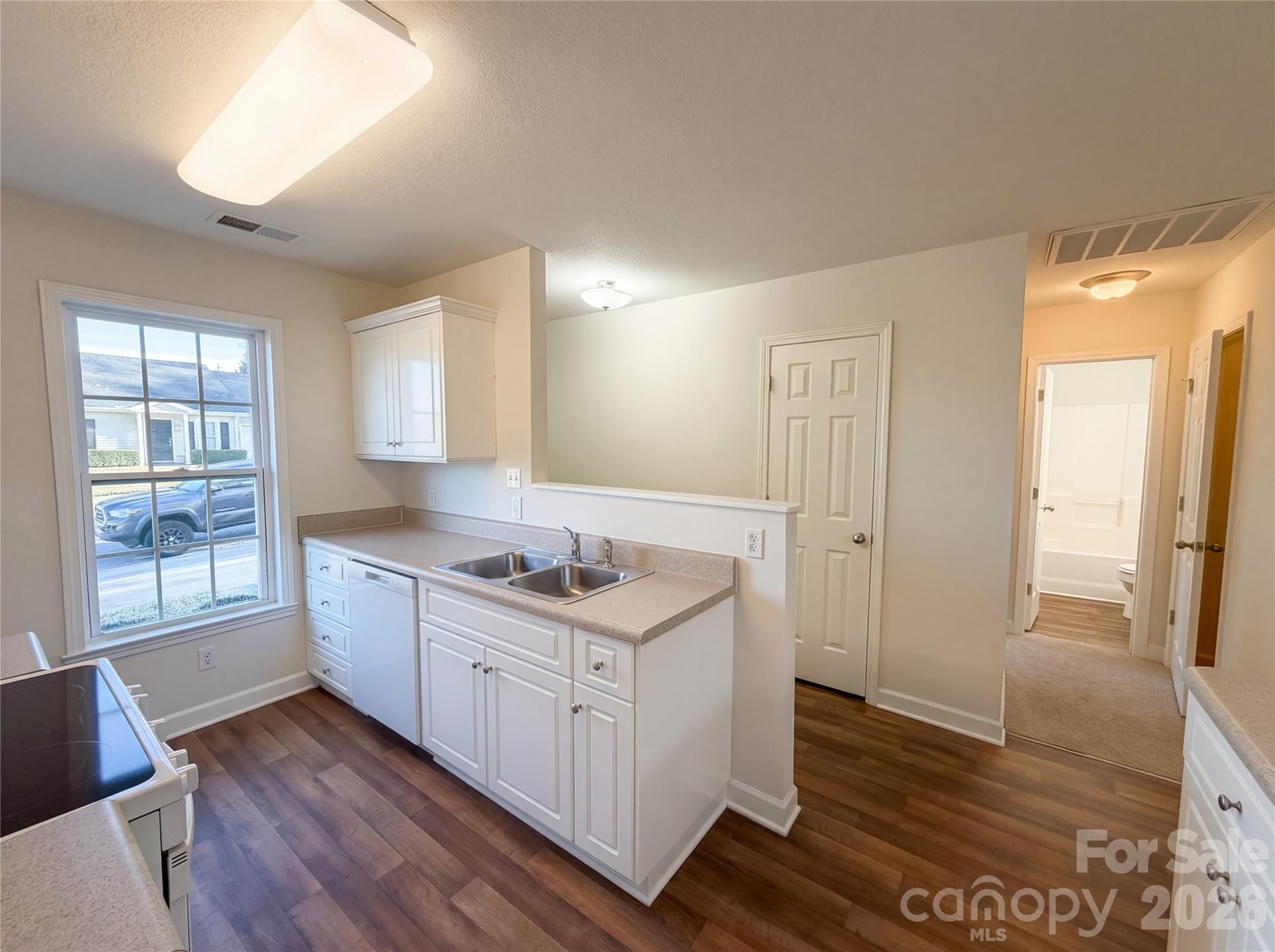 Sapphire Hills - Residential