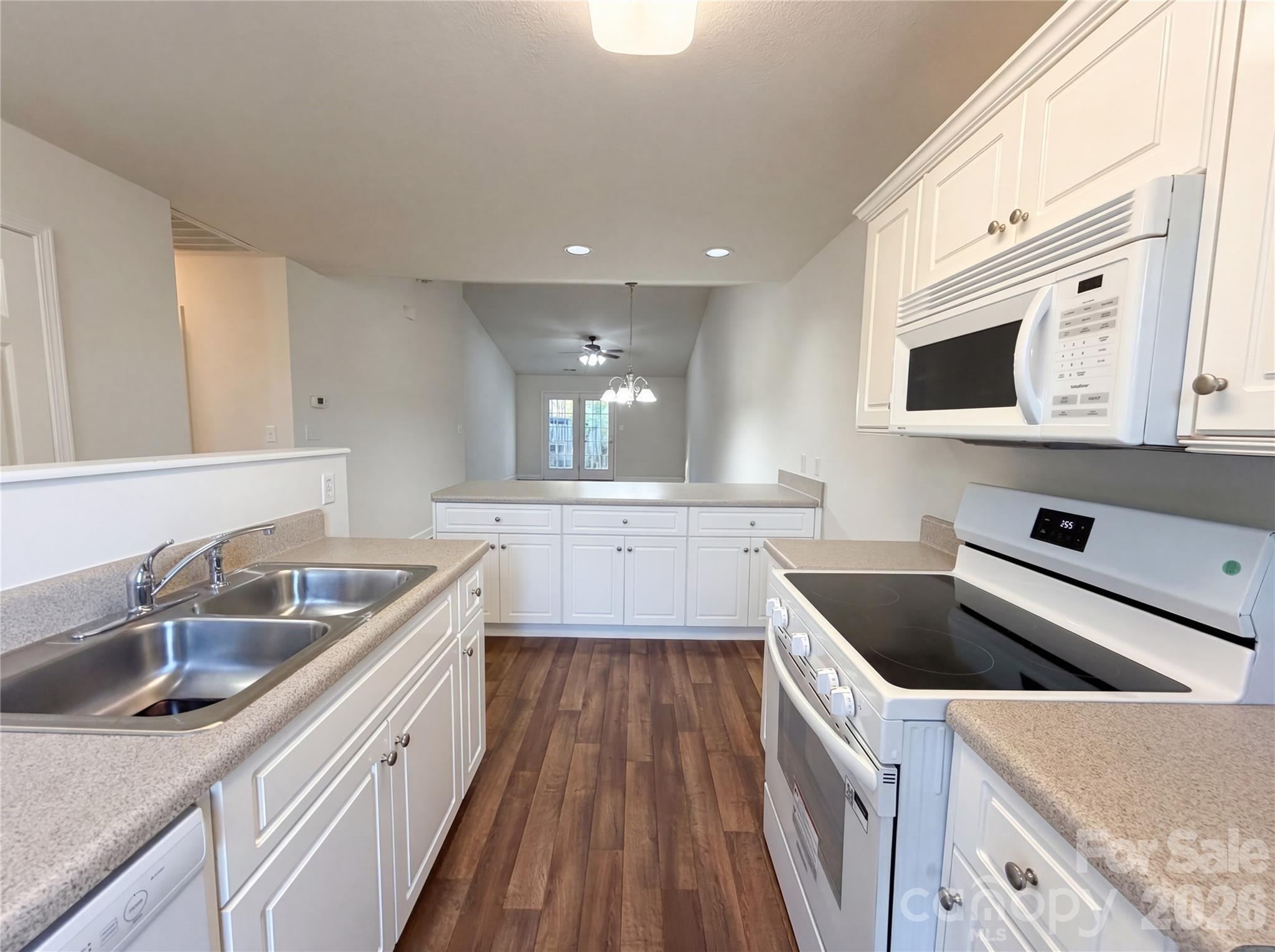 Sapphire Hills - Residential