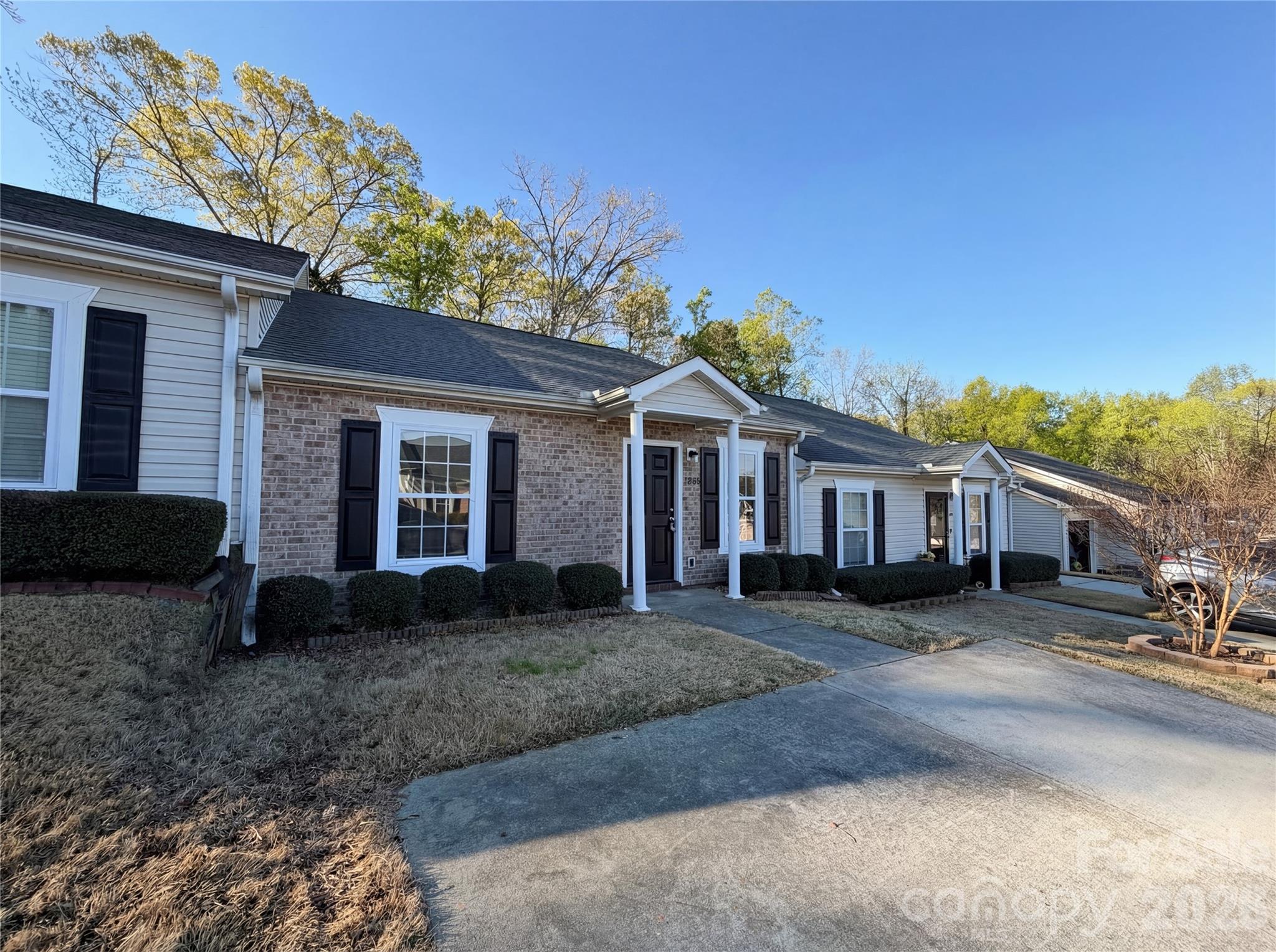 Sapphire Hills - Residential