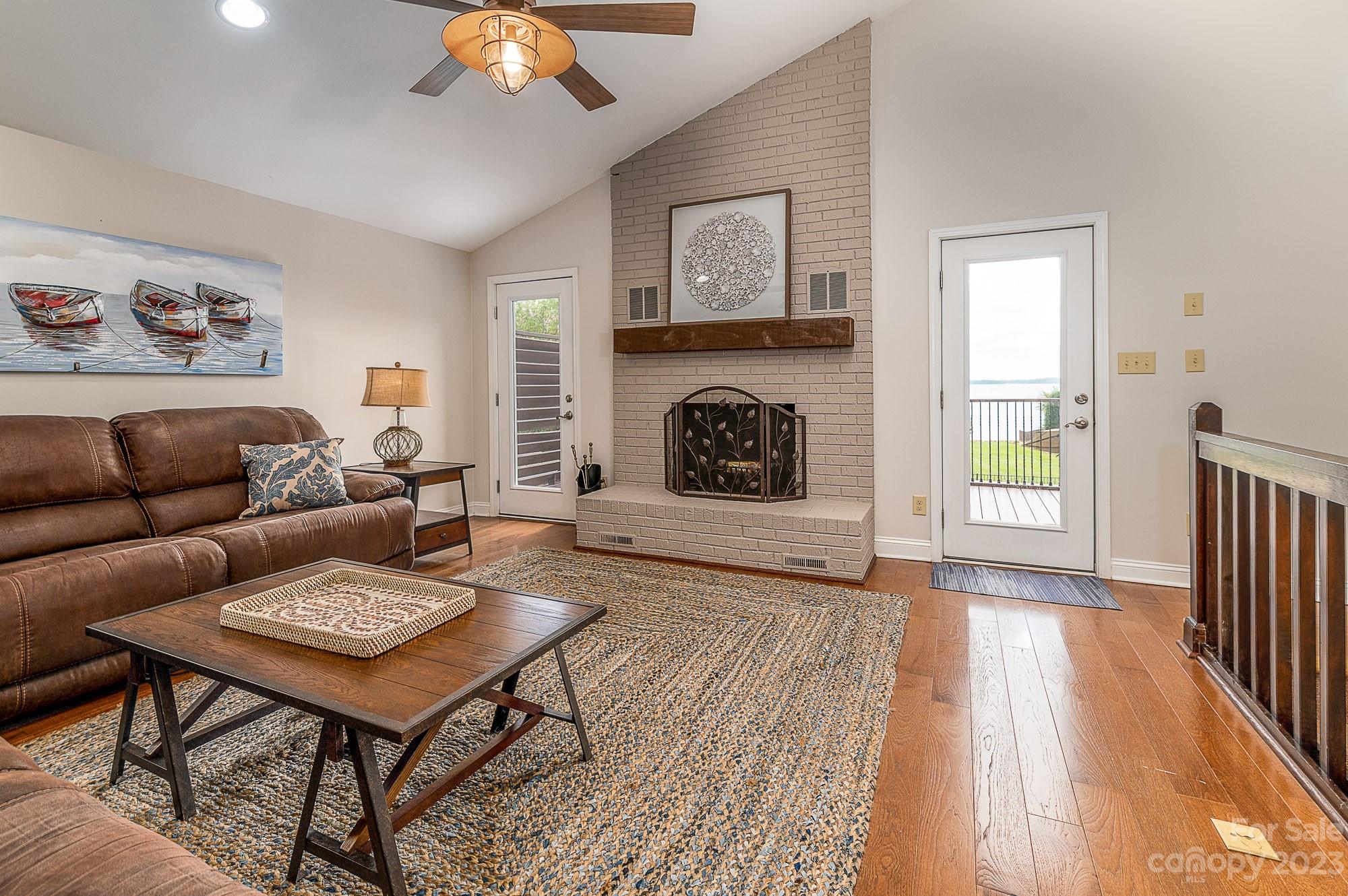 Sailors Lair - Residential