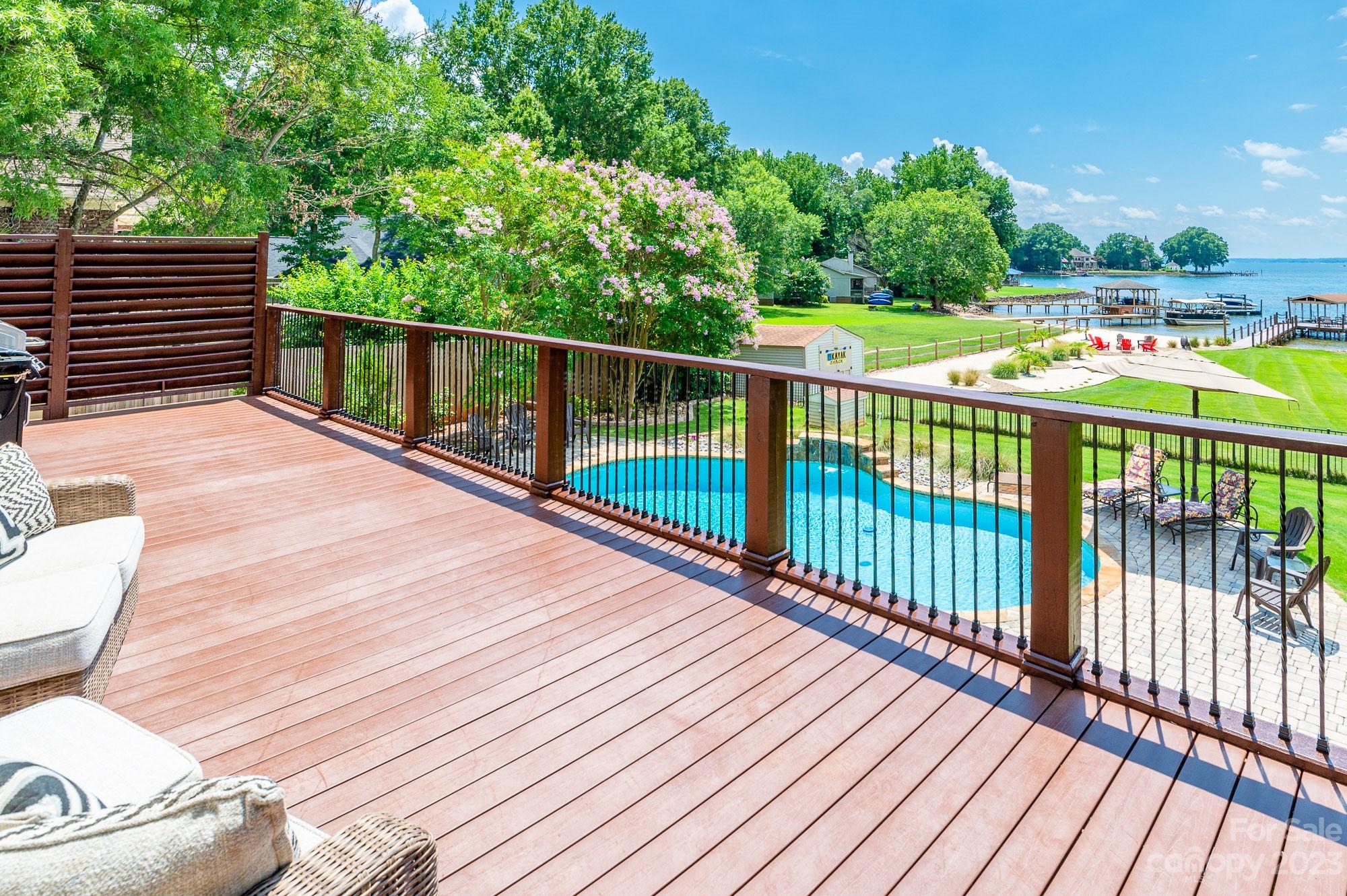 Sailors Lair - Residential