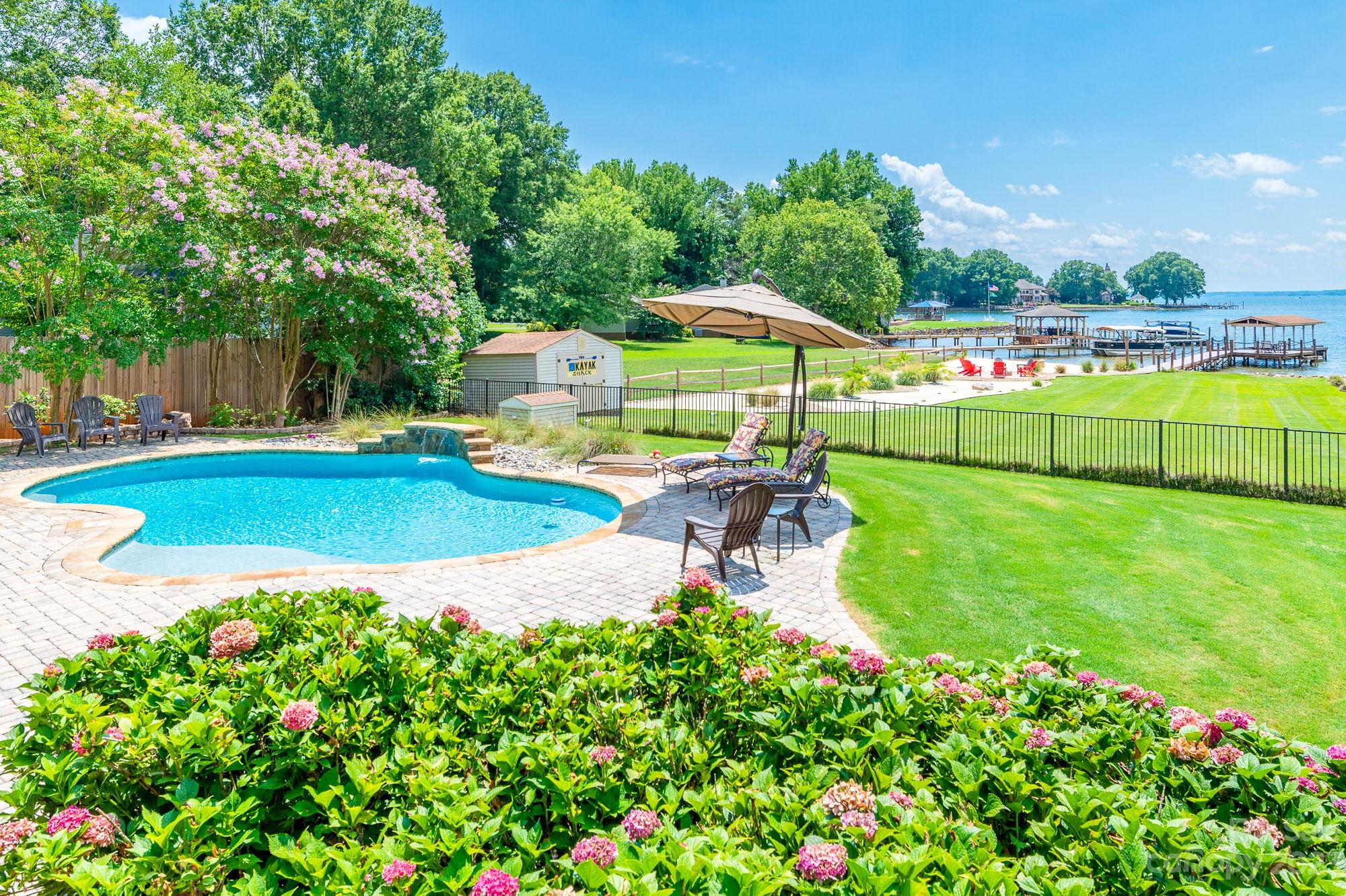 Sailors Lair - Residential